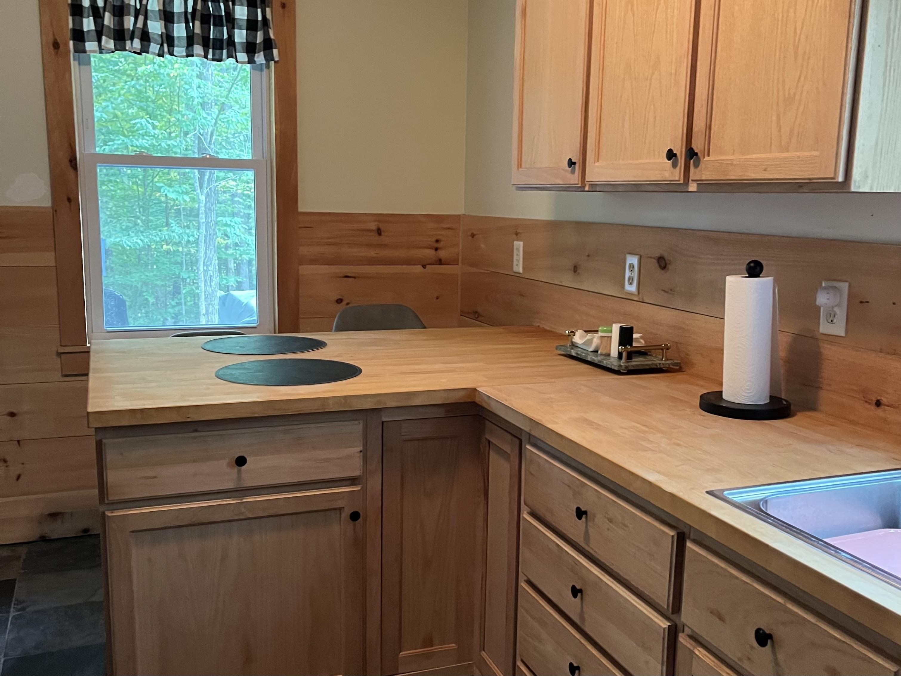 149 Grout Hill Road Property Photo 4