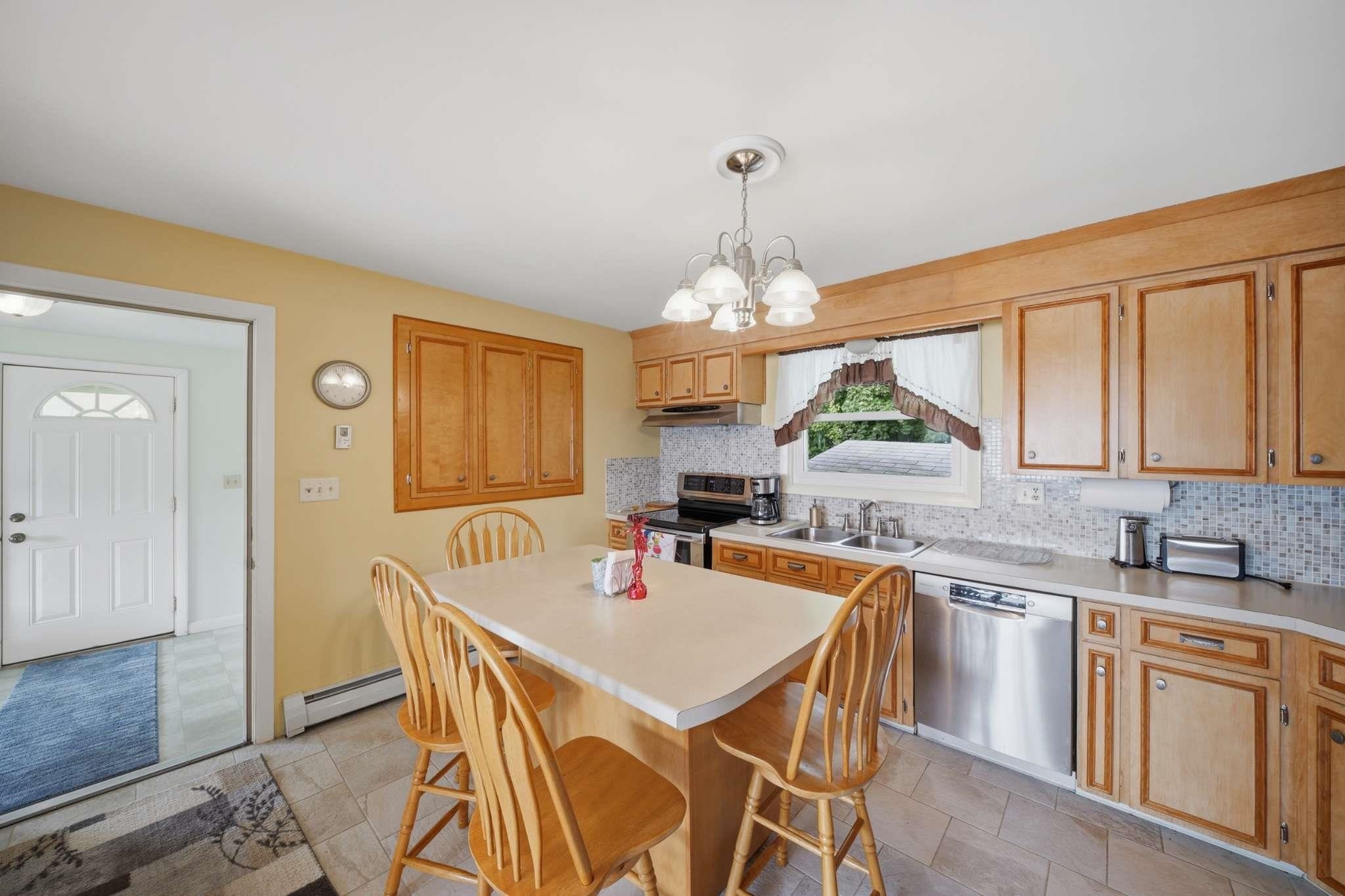 12 Joffre Street Property Photo 7
