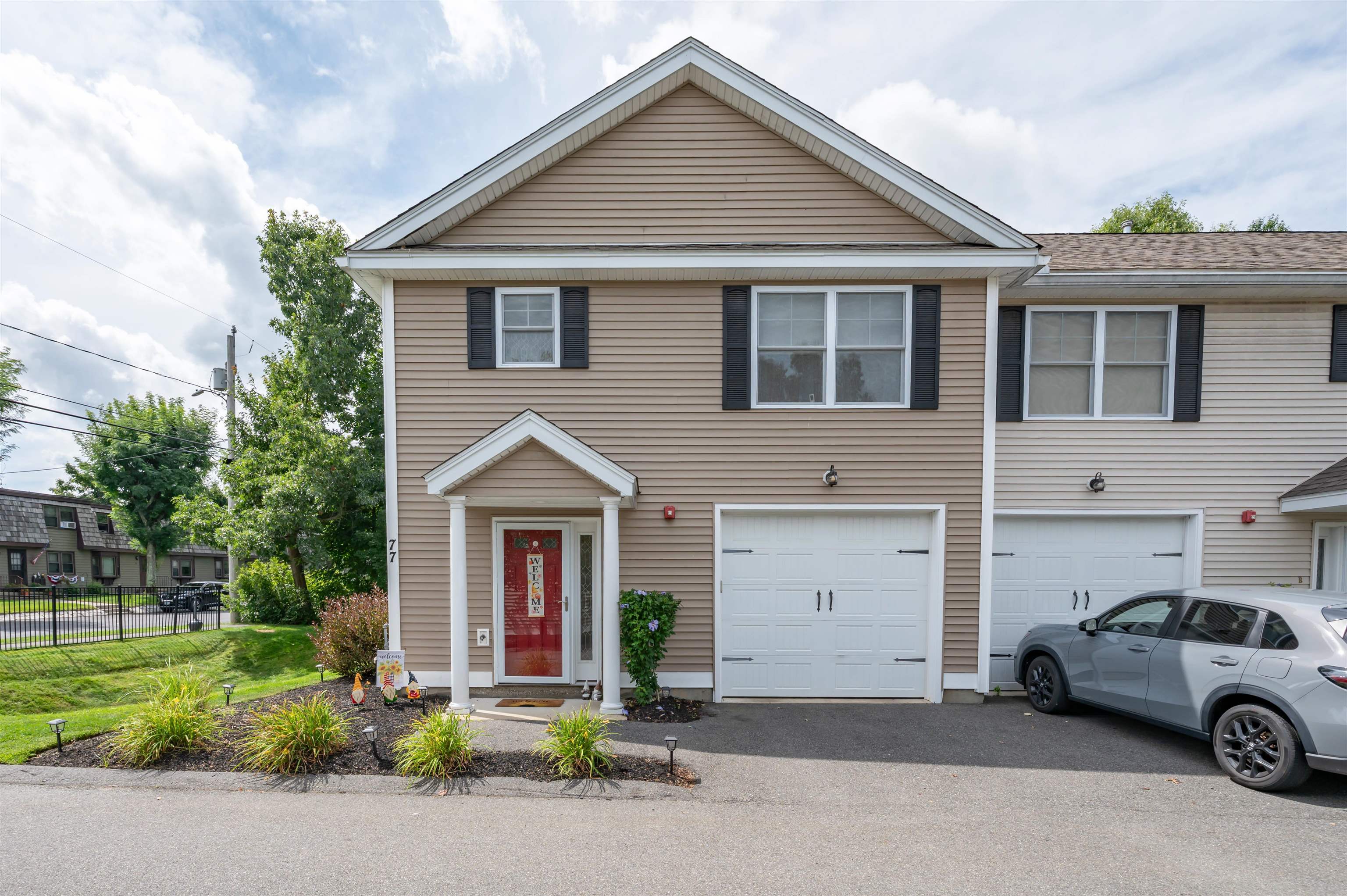 77 Deerwood Drive Property Photo 1