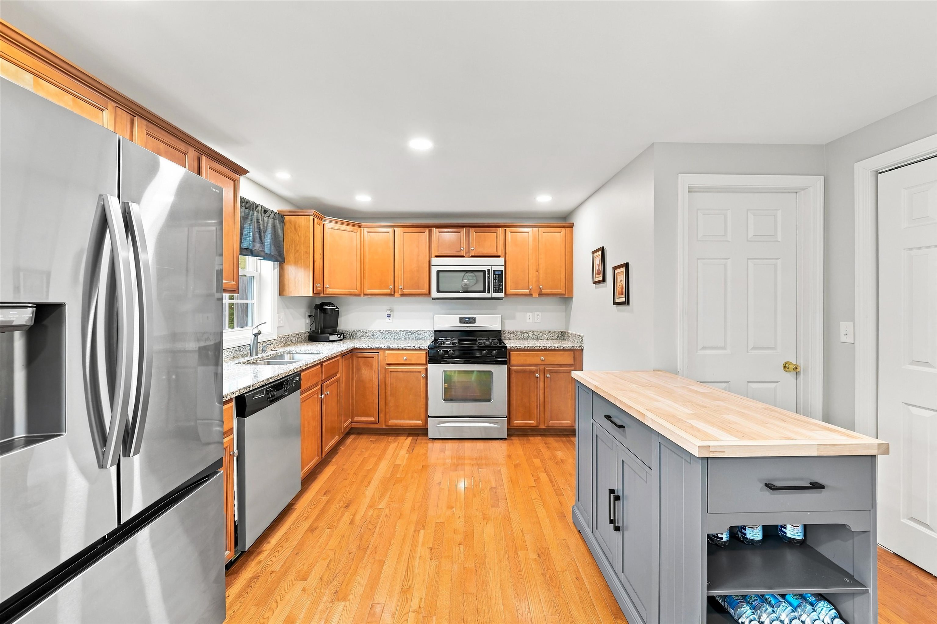 30 Pearson Way Property Photo 4
