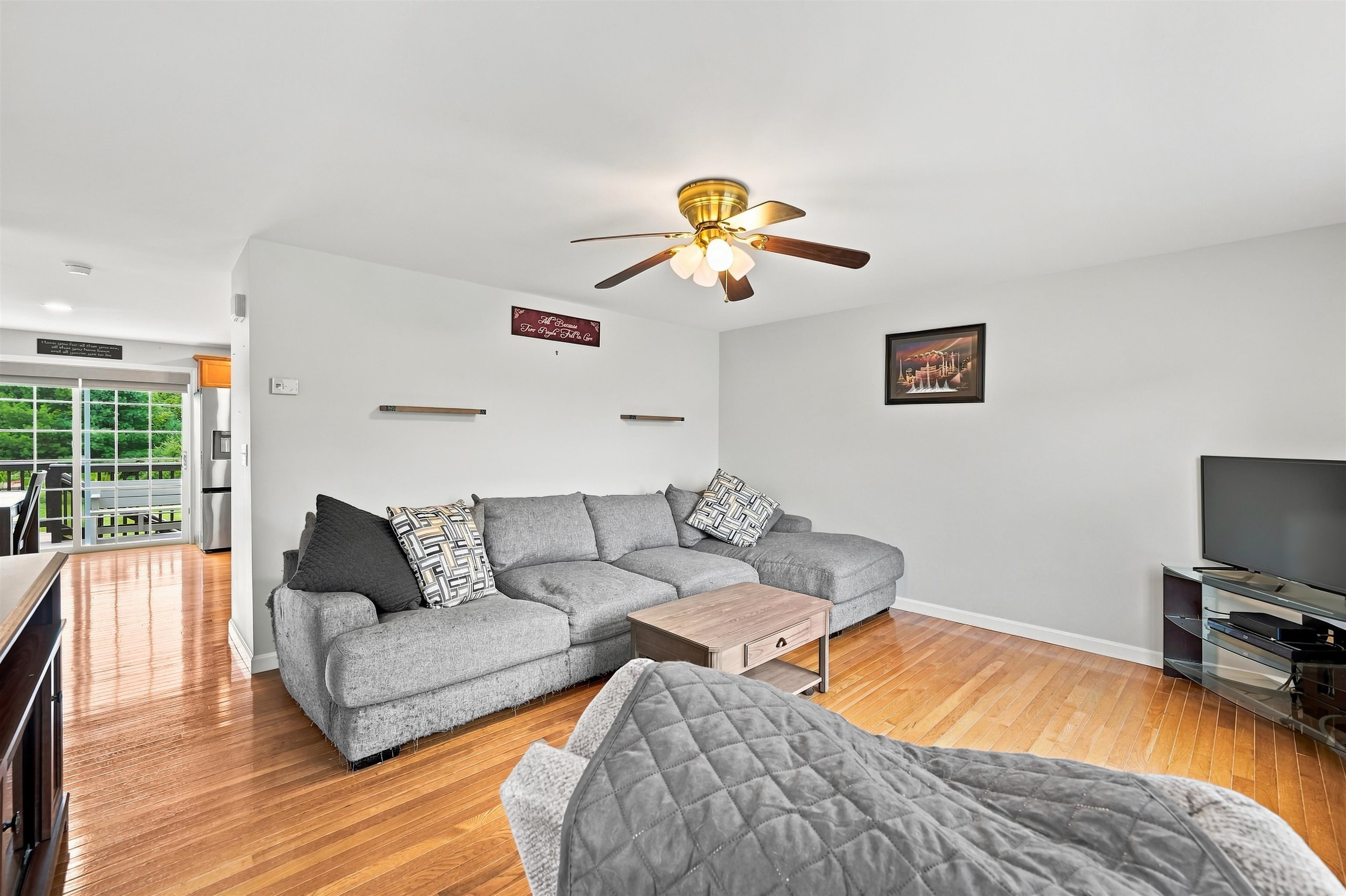 30 Pearson Way Property Photo 13
