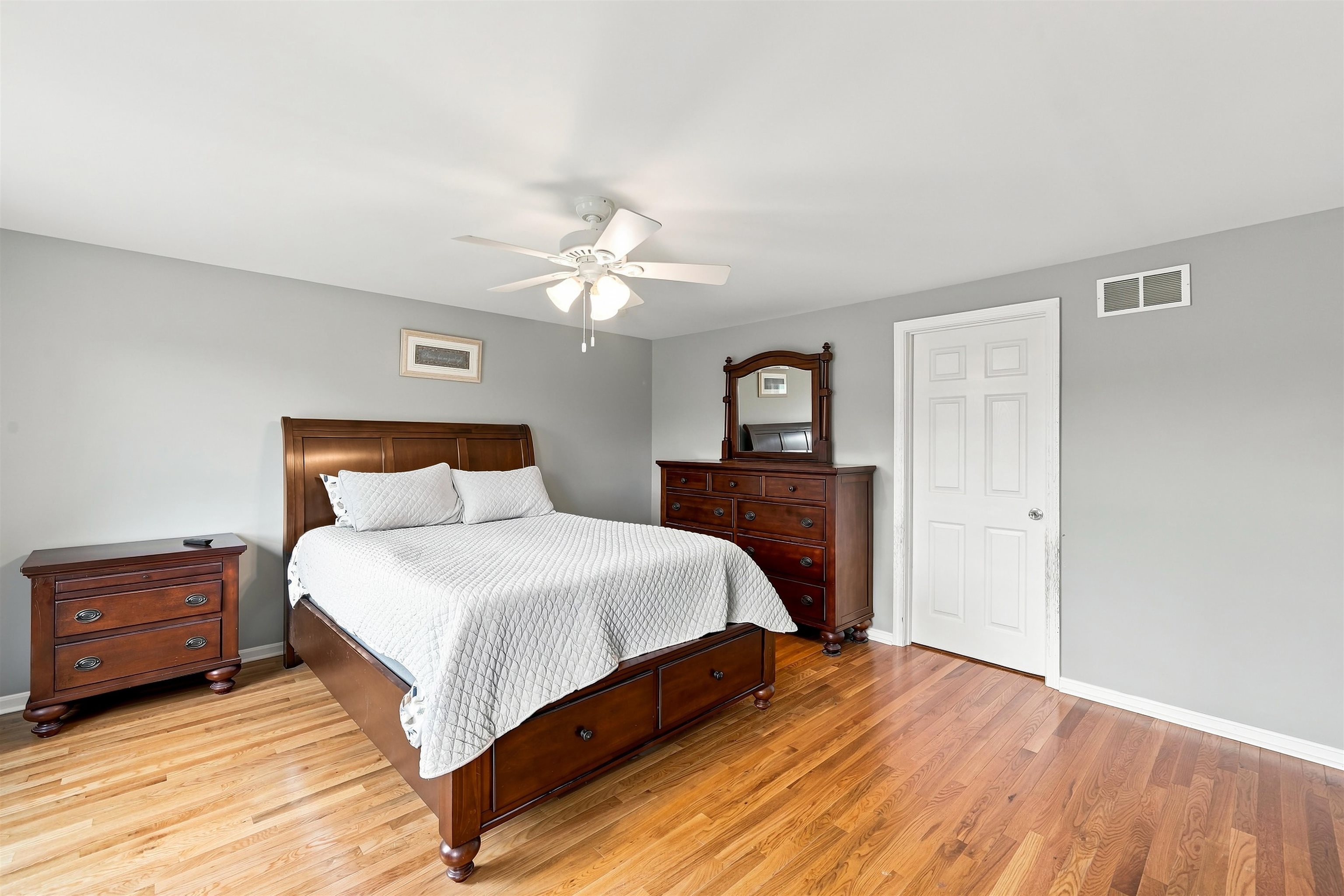 30 Pearson Way Property Photo 18