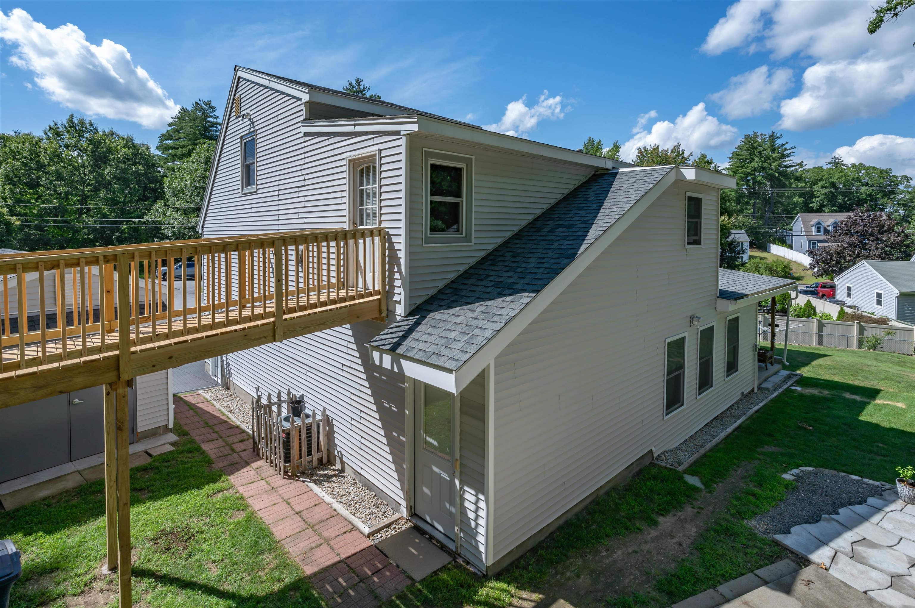 20 Cobble Hill Road Property Photo 7