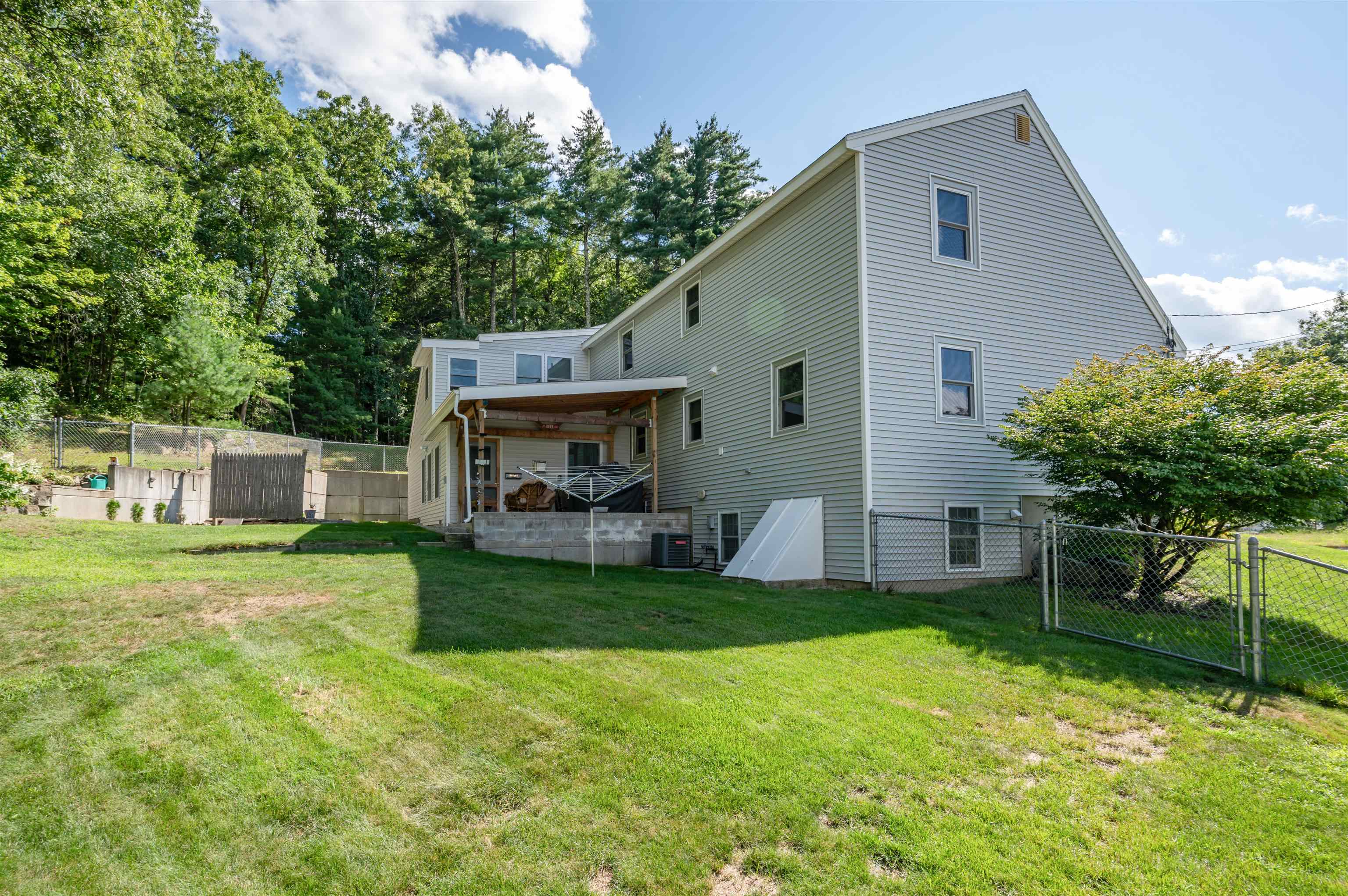 20 Cobble Hill Road Property Photo 10