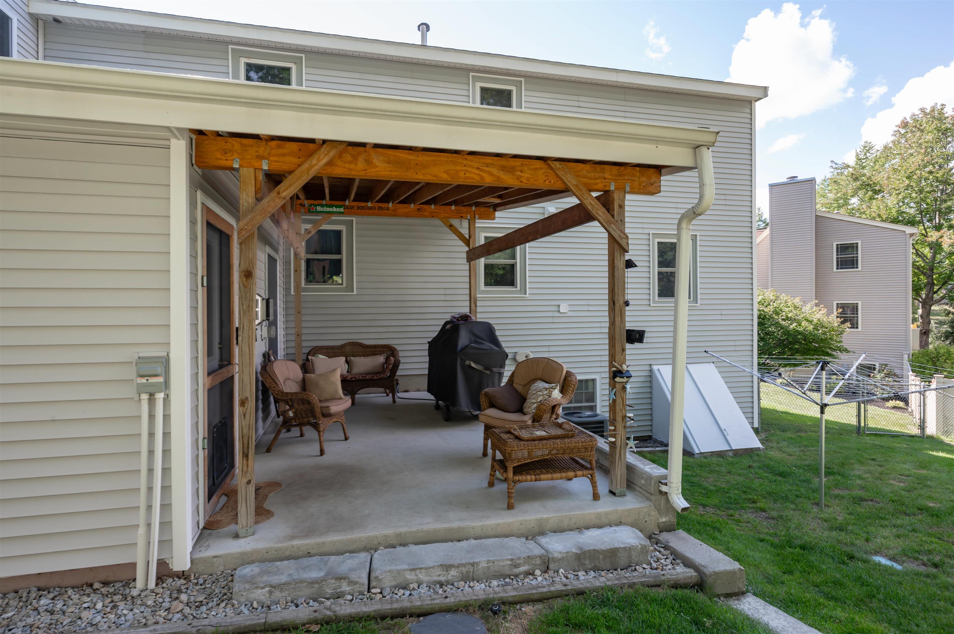 20 Cobble Hill Road Property Photo 11