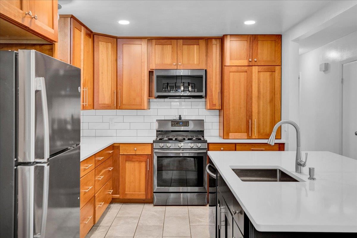 9 Griswold Street Property Photo 6