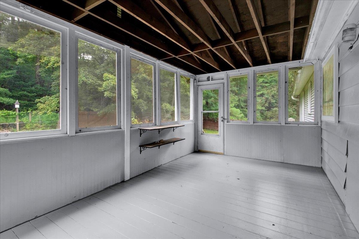 9 Griswold Street Property Photo 28