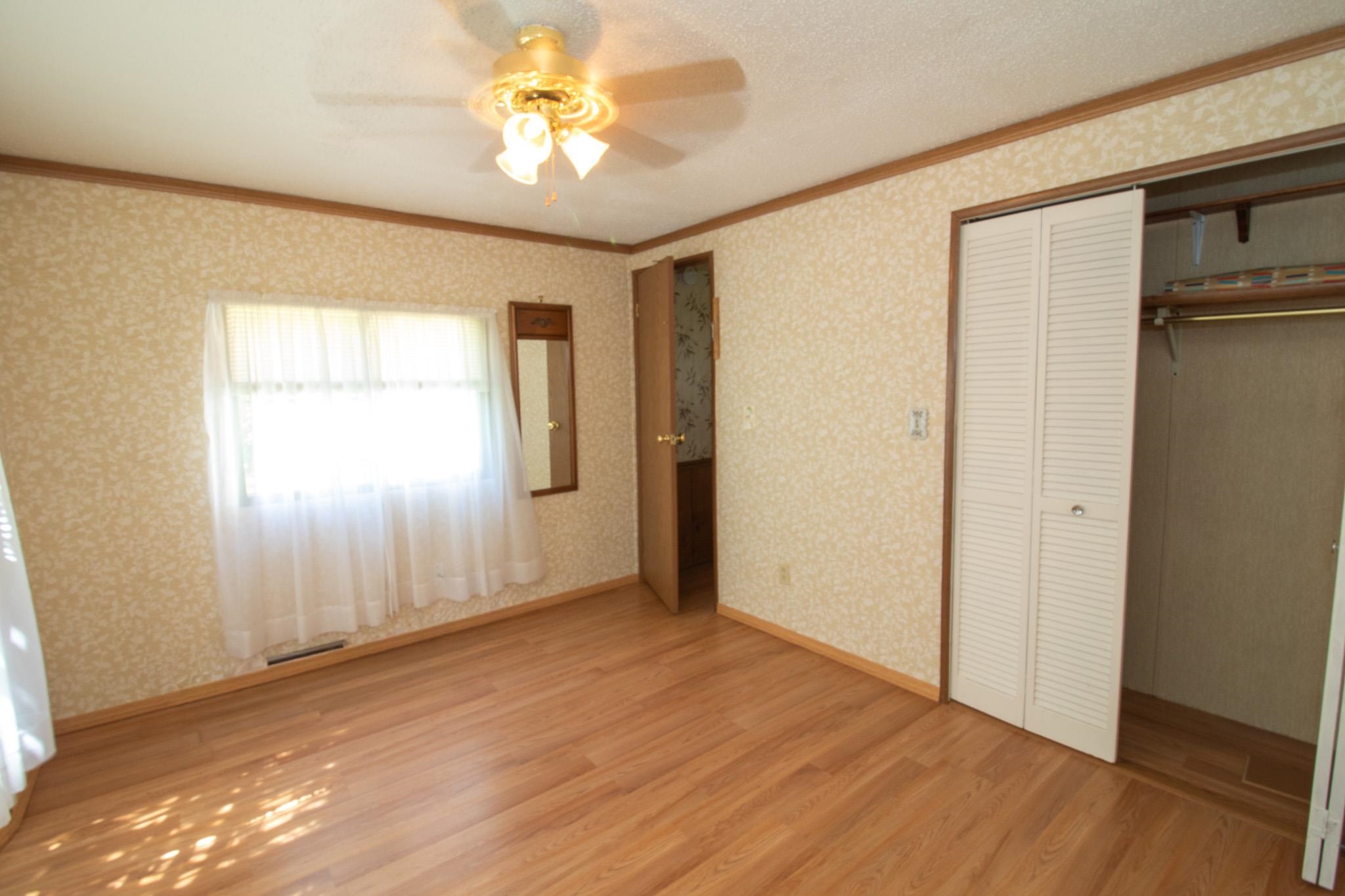 11 N Dewberry Lane Property Photo 8