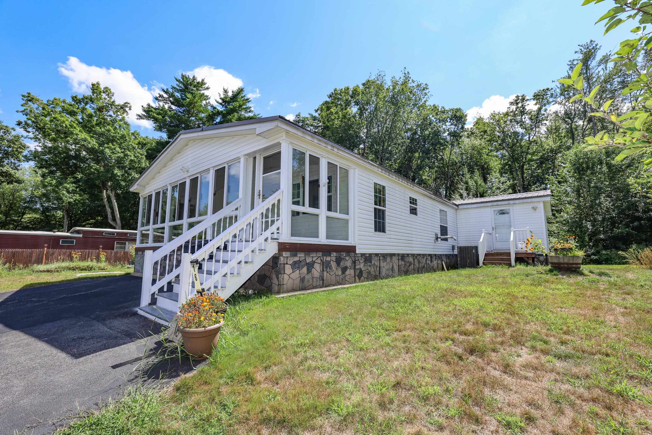16 Roland Drive Property Photo 3