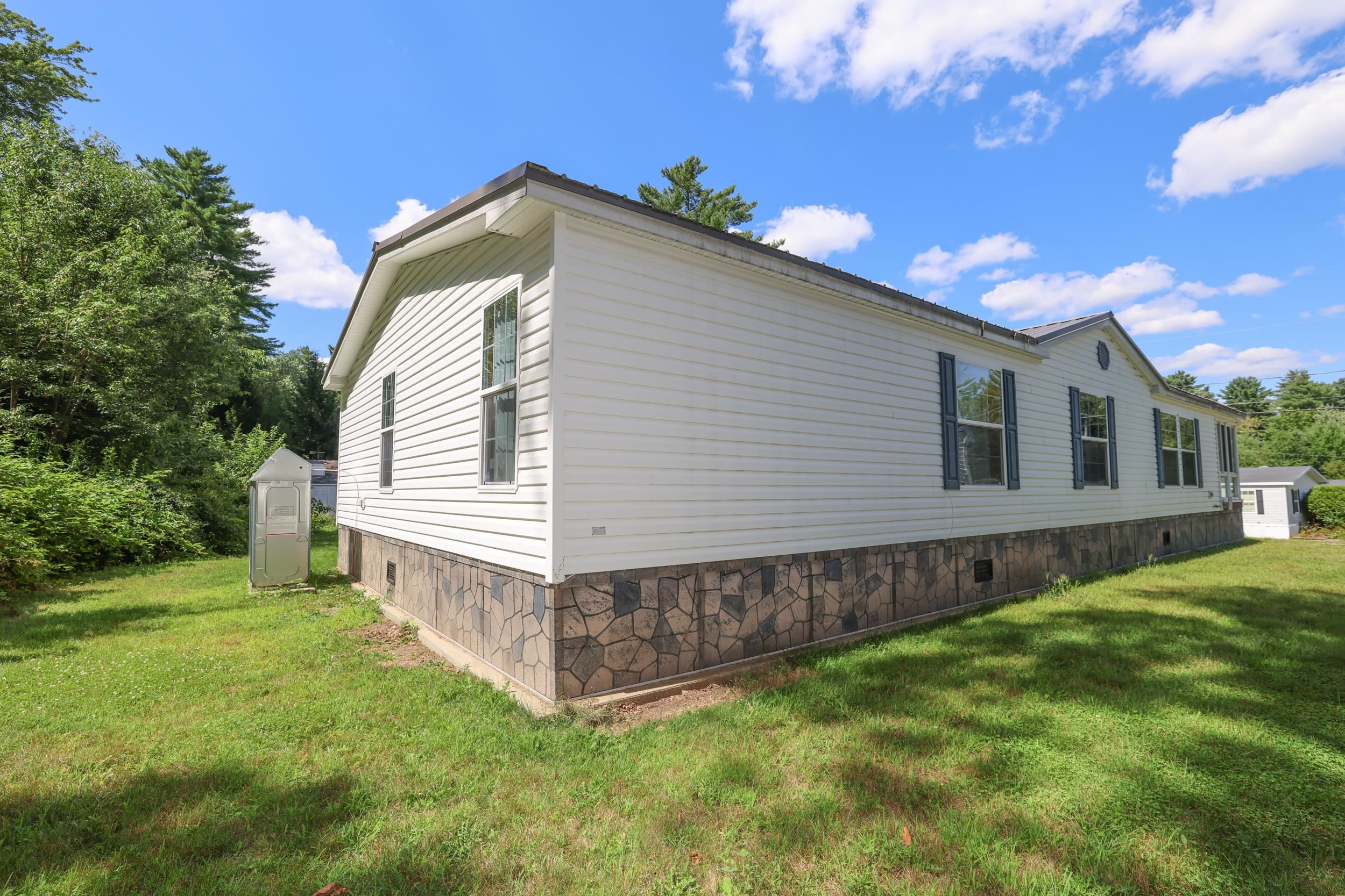 16 Roland Drive Property Photo 5