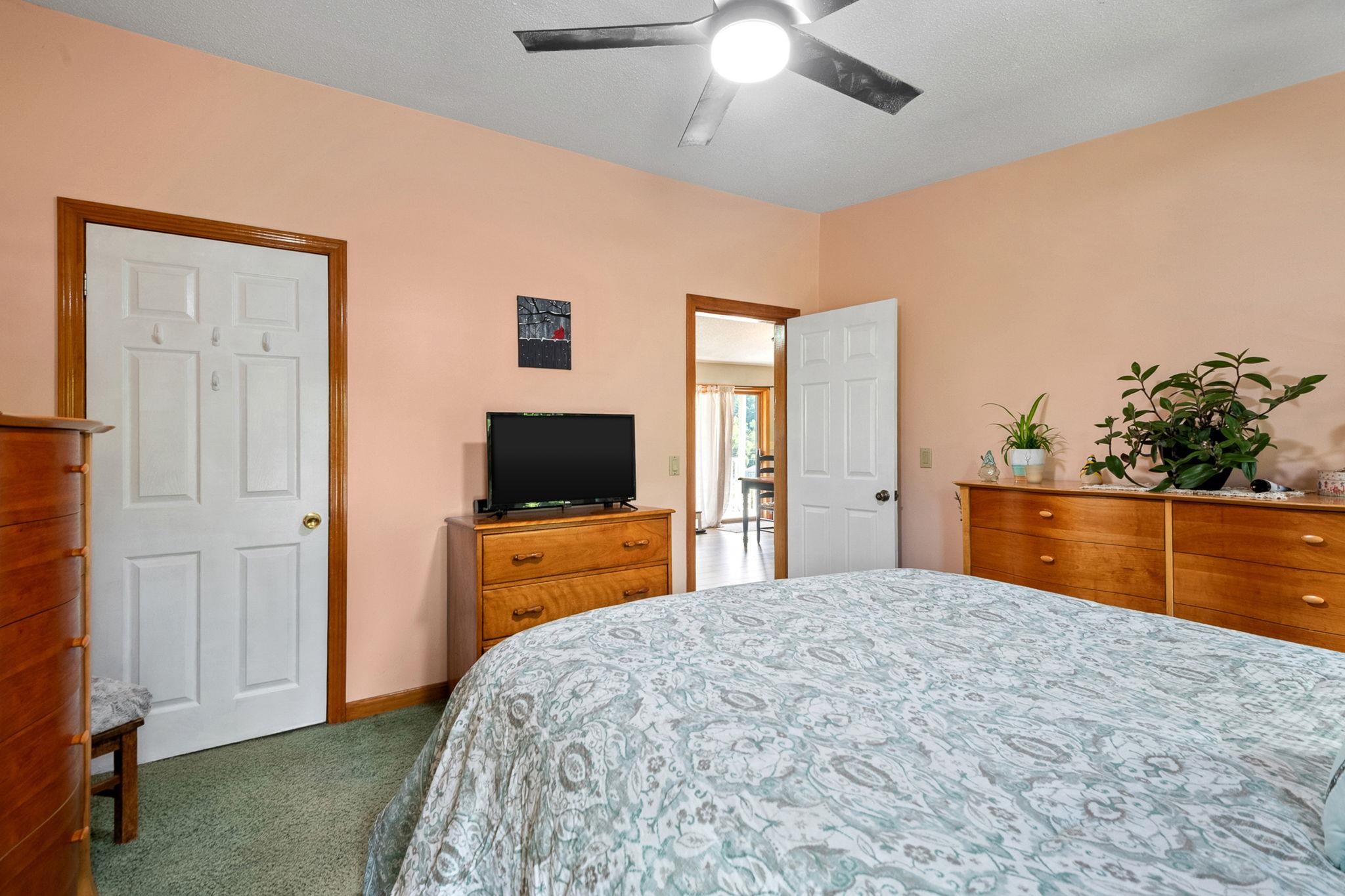 351 Dickinson Drive Property Photo 43