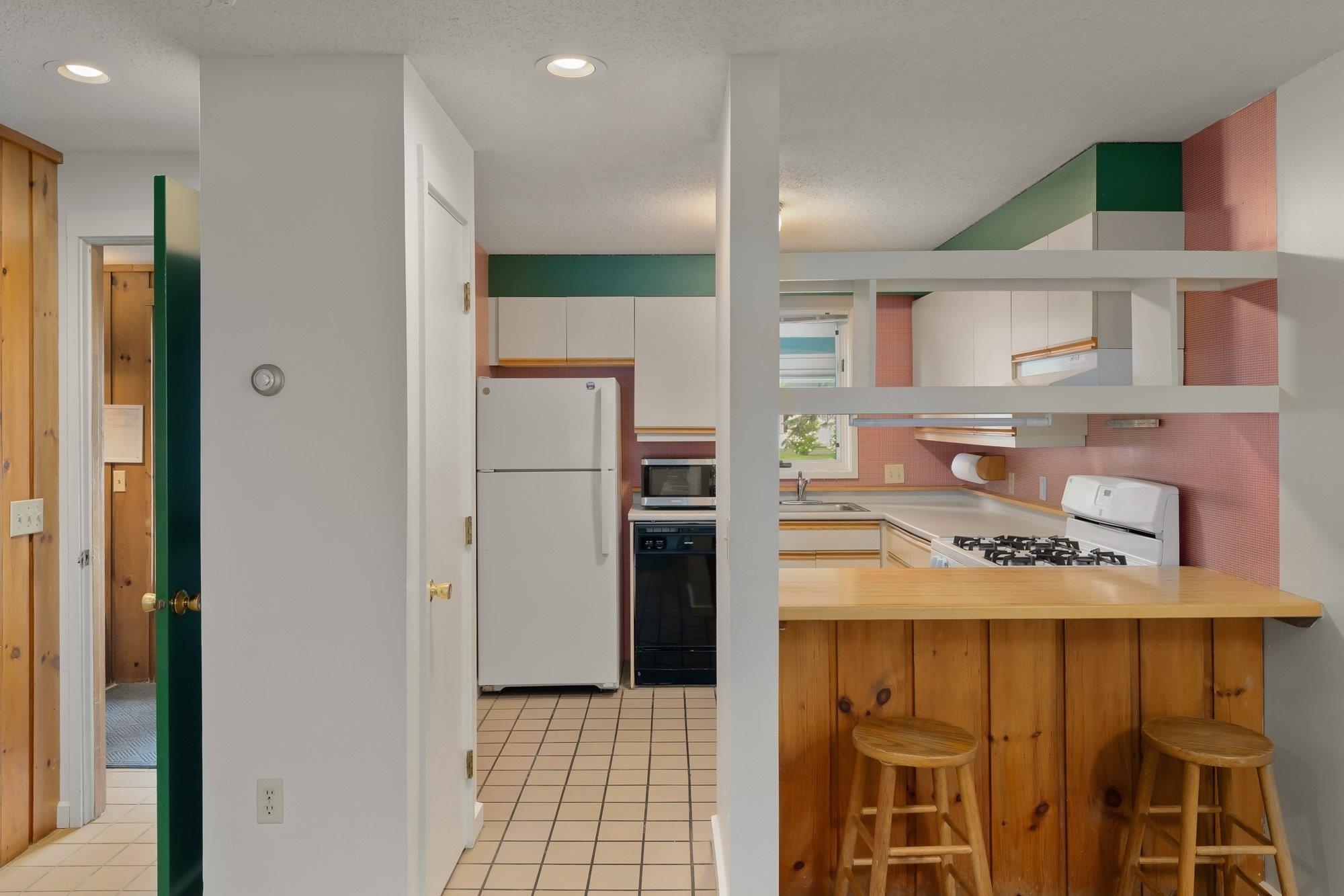 79 Village Green Drive Property Photo 11