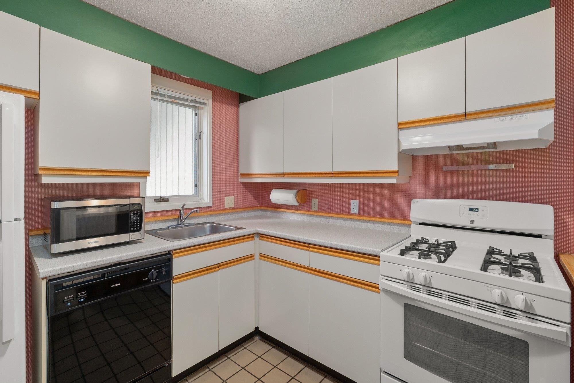 79 Village Green Drive Property Photo 12
