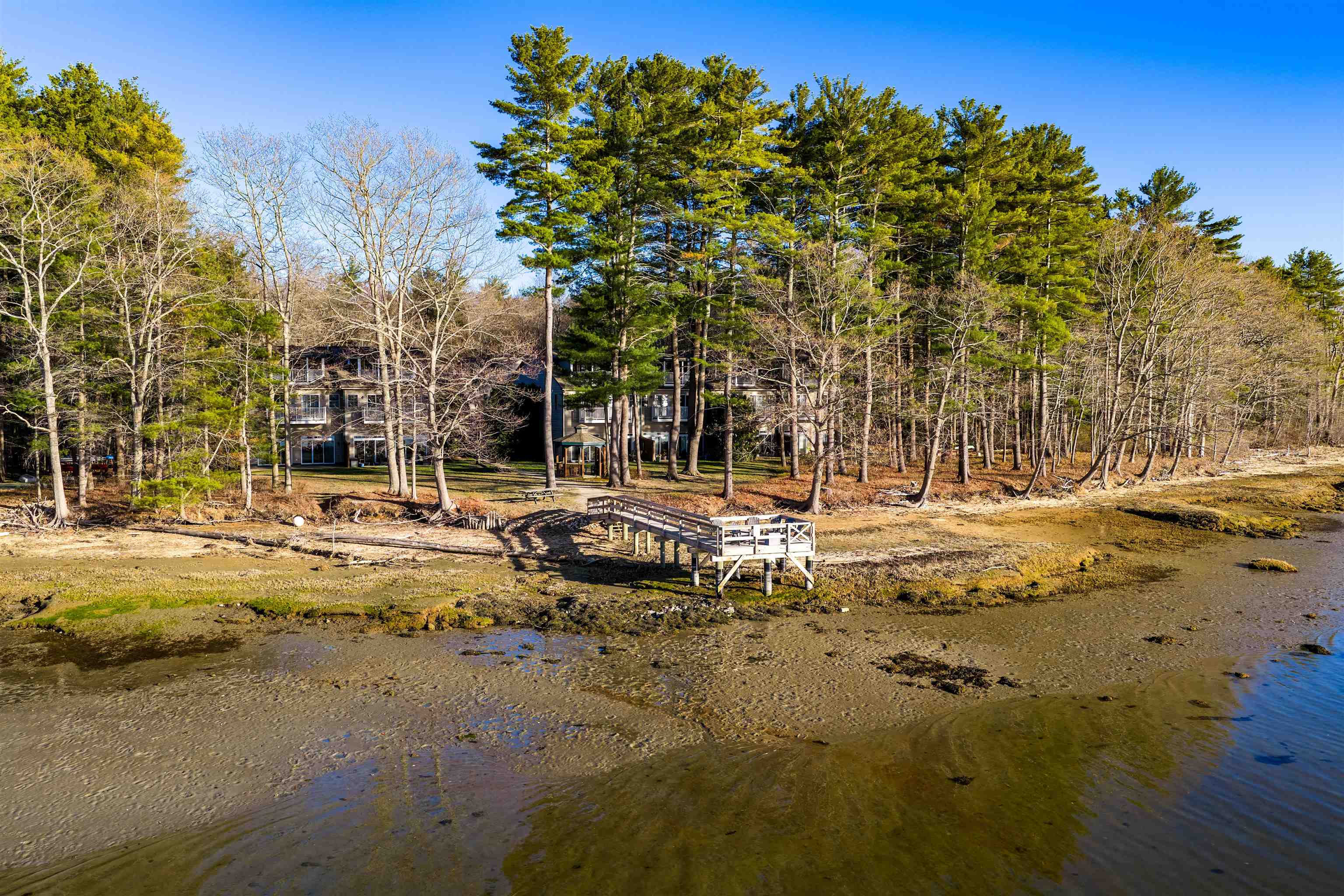 24 Deborah Lane Property Photo 35