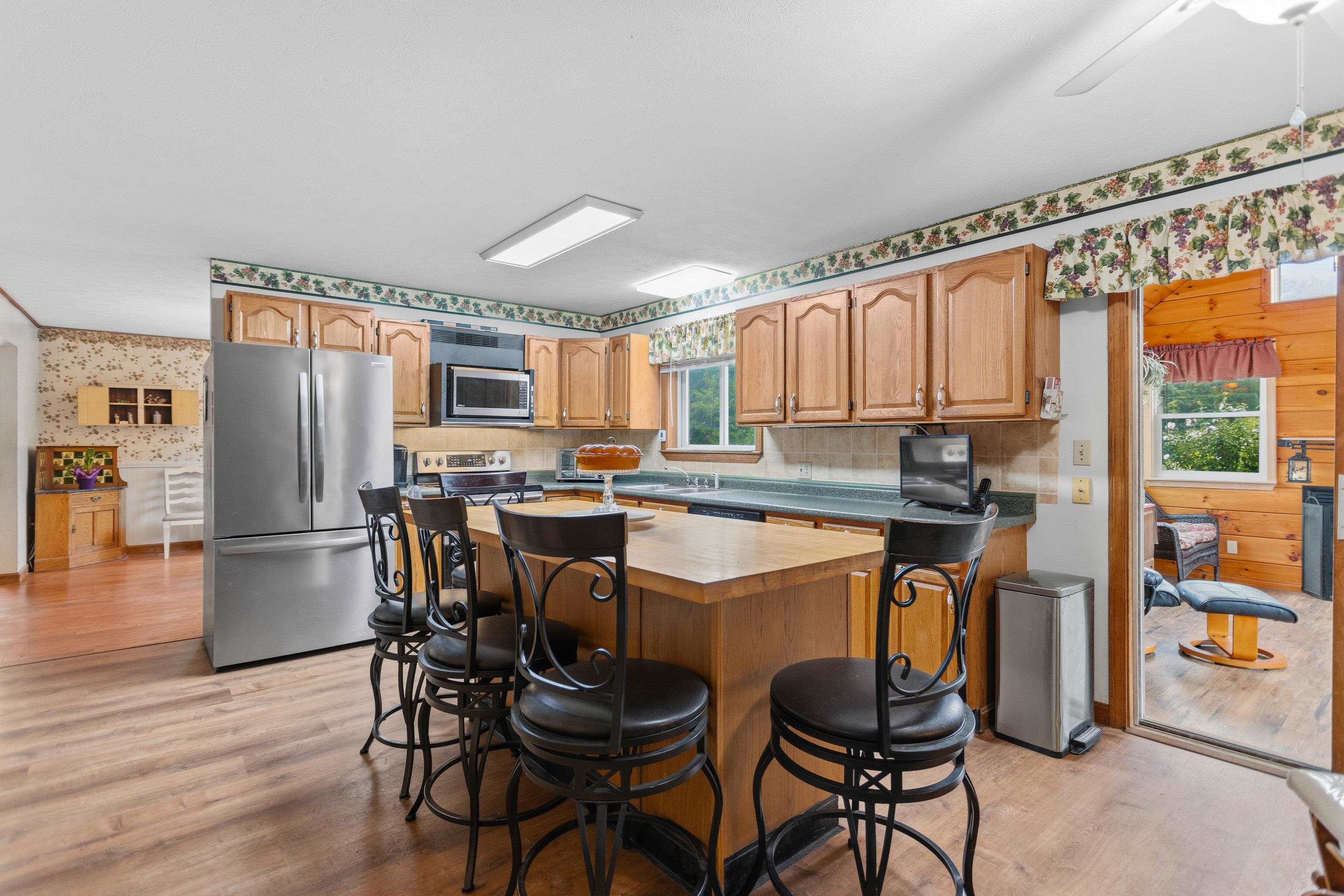 438 Pembroke Street Property Photo 15