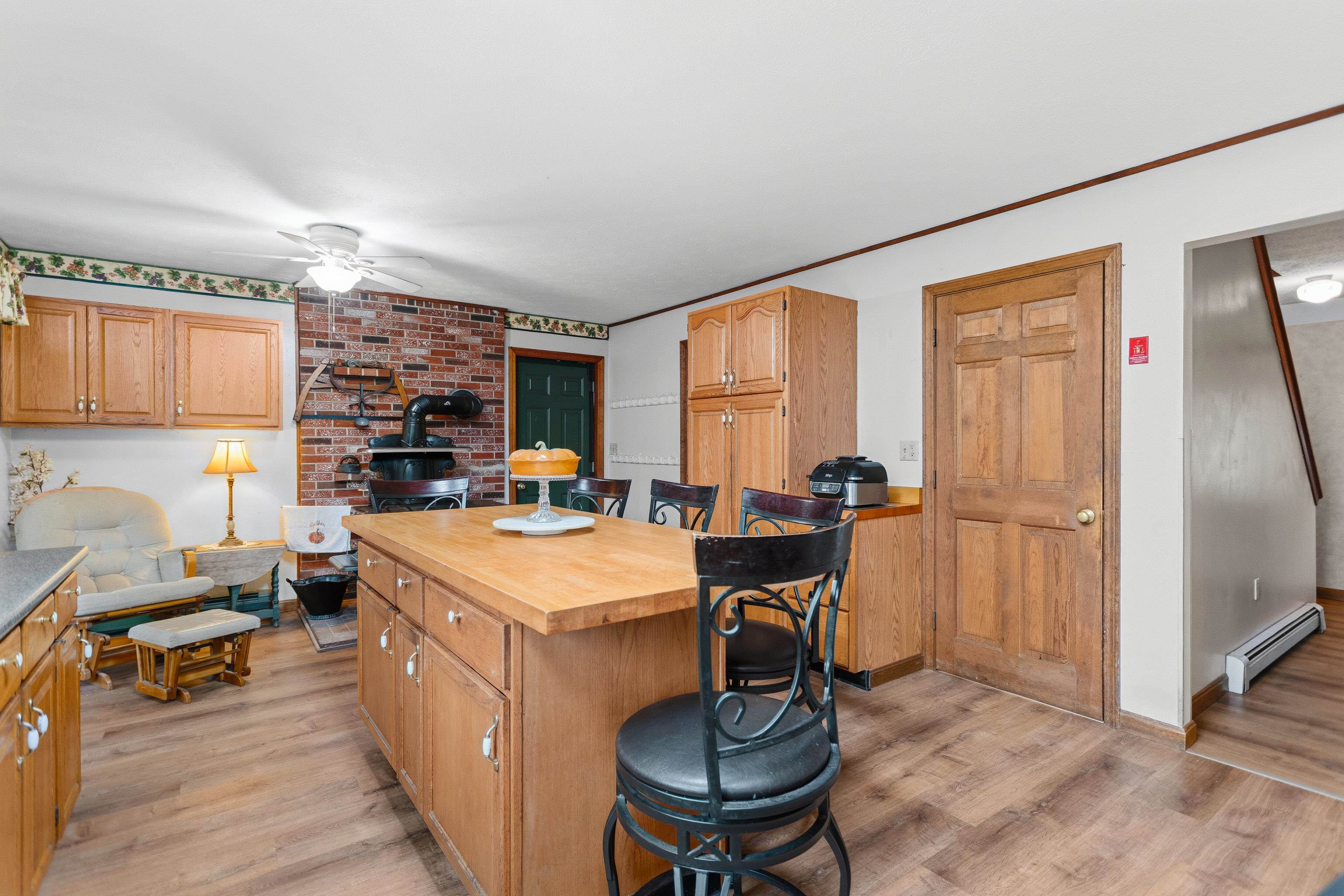 438 Pembroke Street Property Photo 18