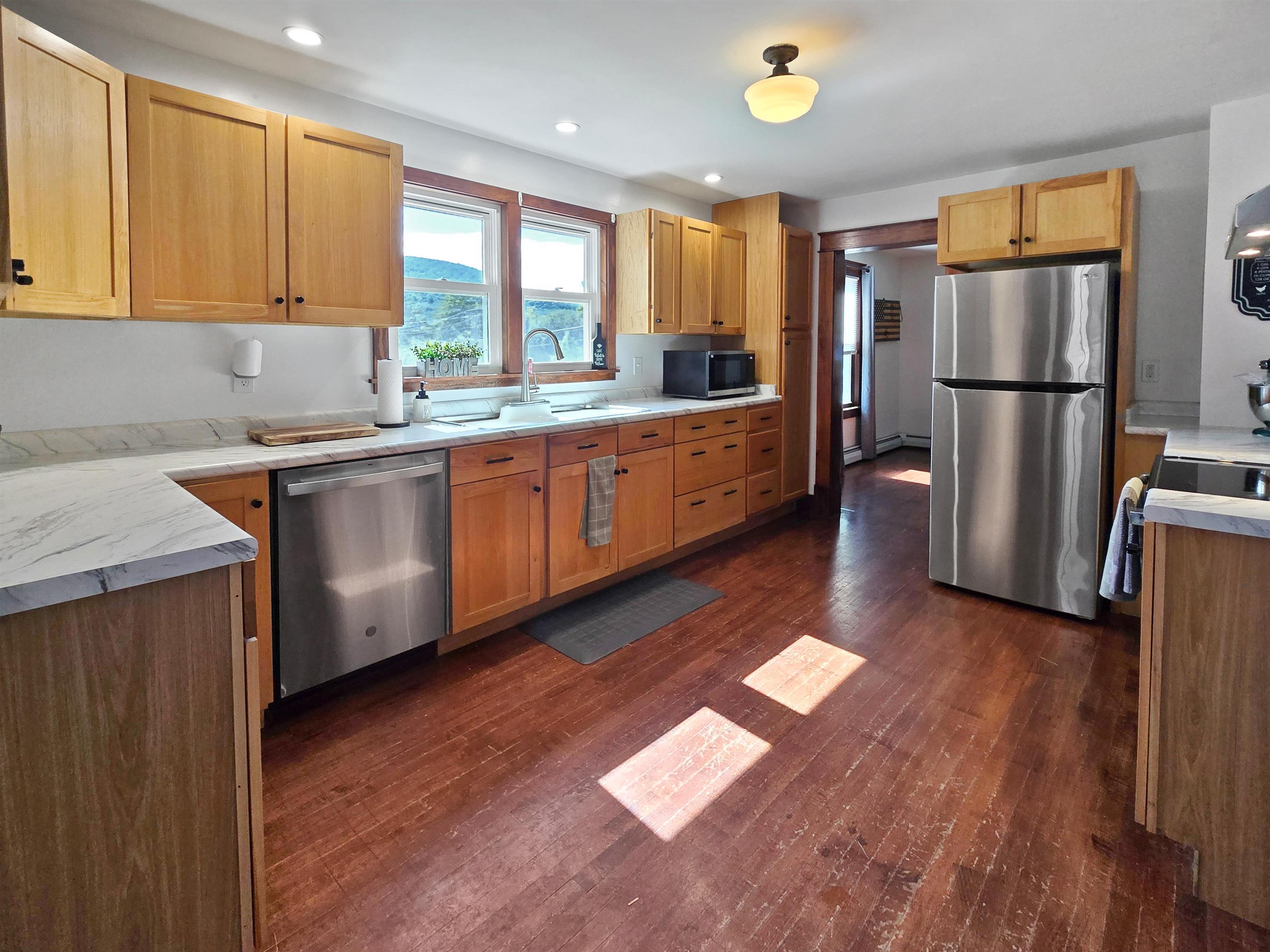286 Thrall Avenue Property Photo 3
