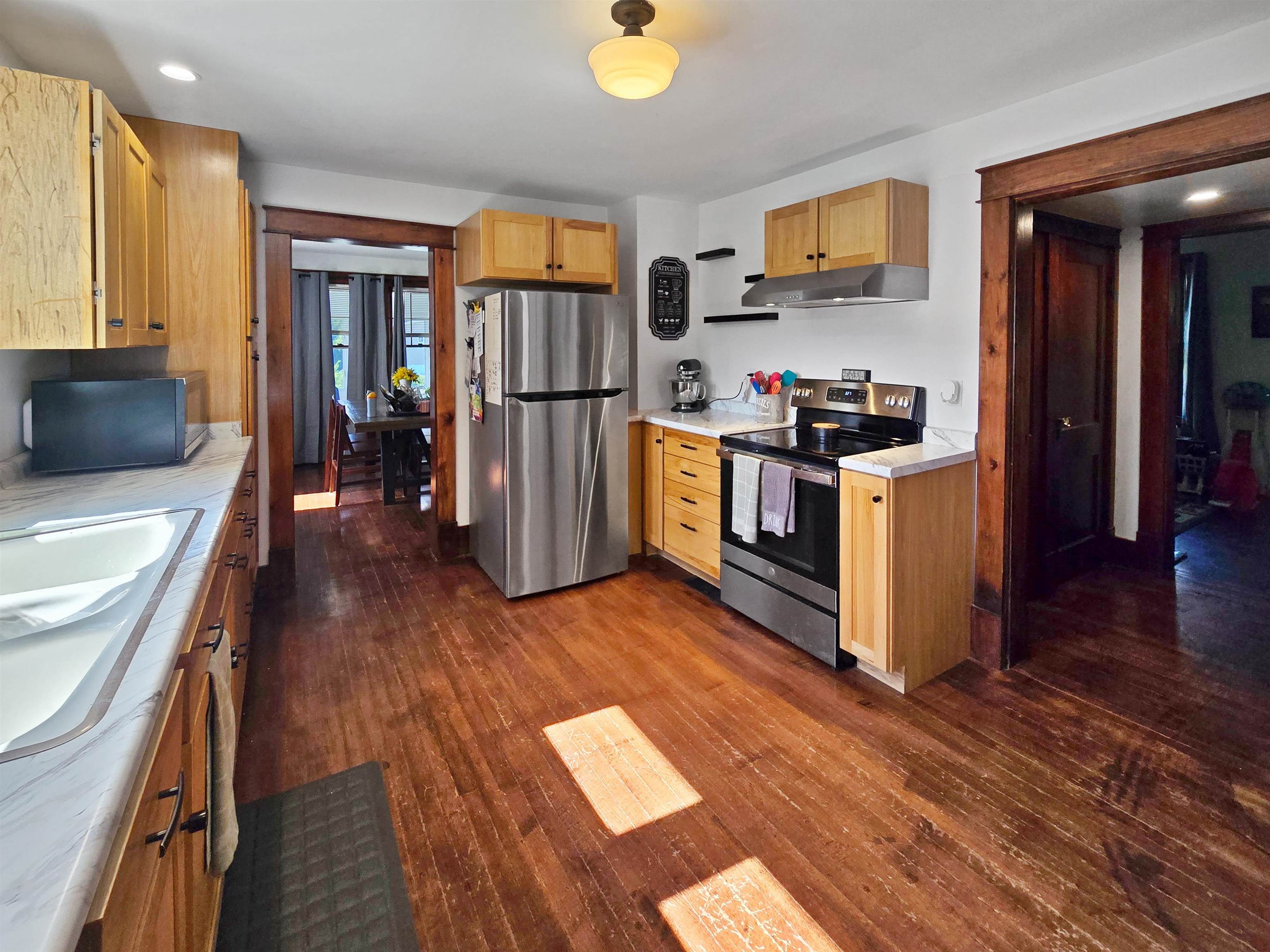 286 Thrall Avenue Property Photo 4