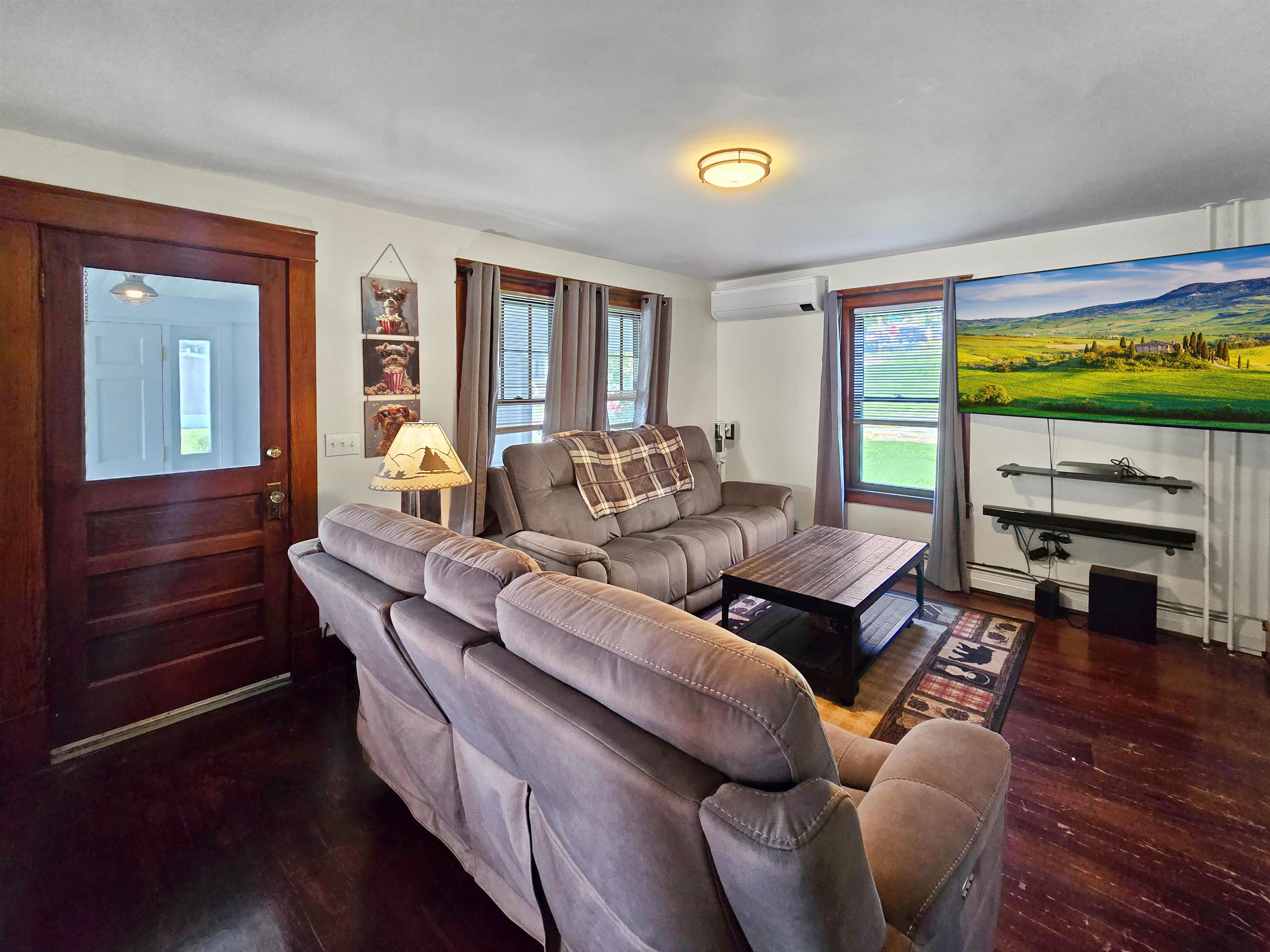286 Thrall Avenue Property Photo 11
