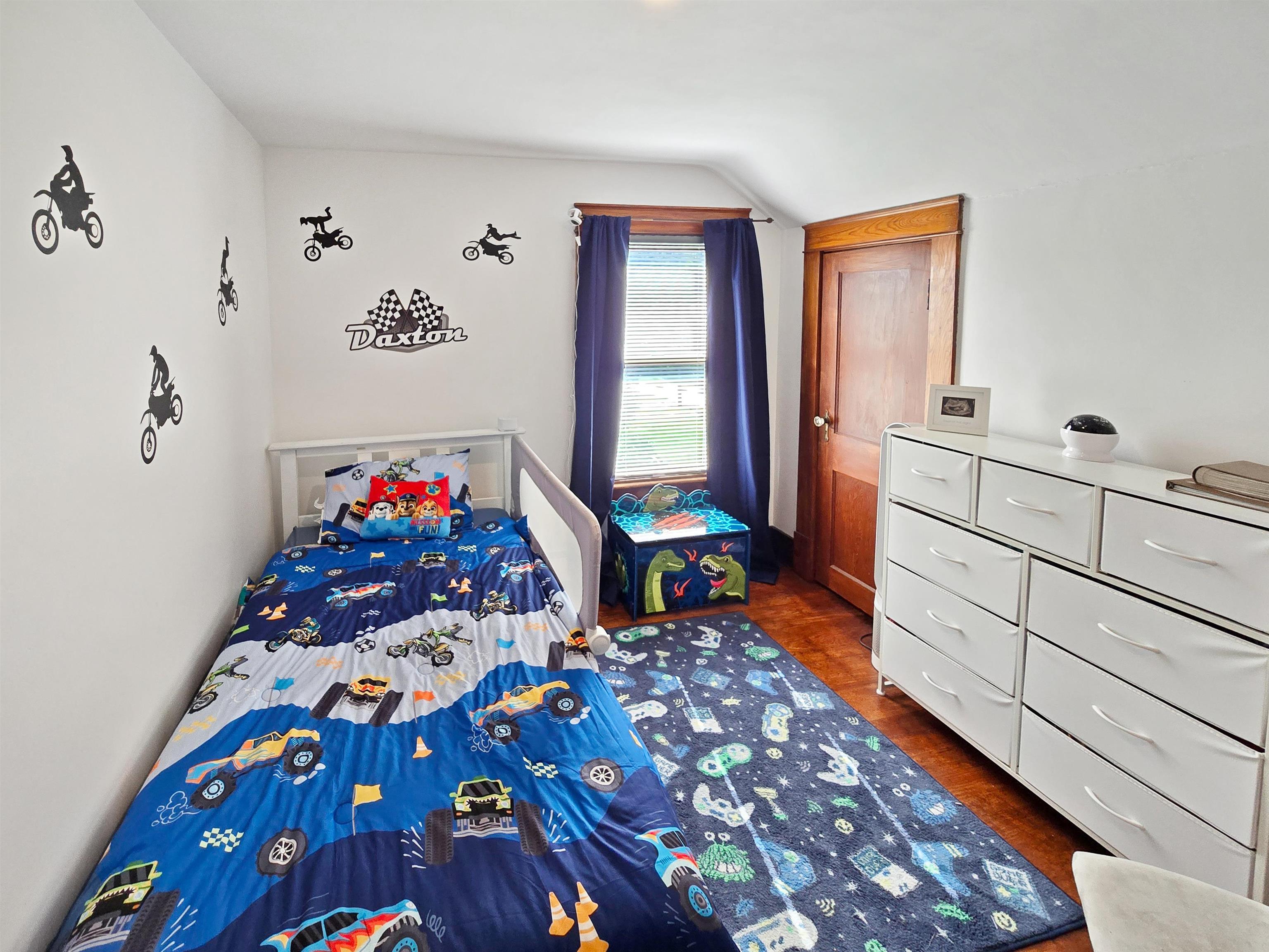 286 Thrall Avenue Property Photo 27