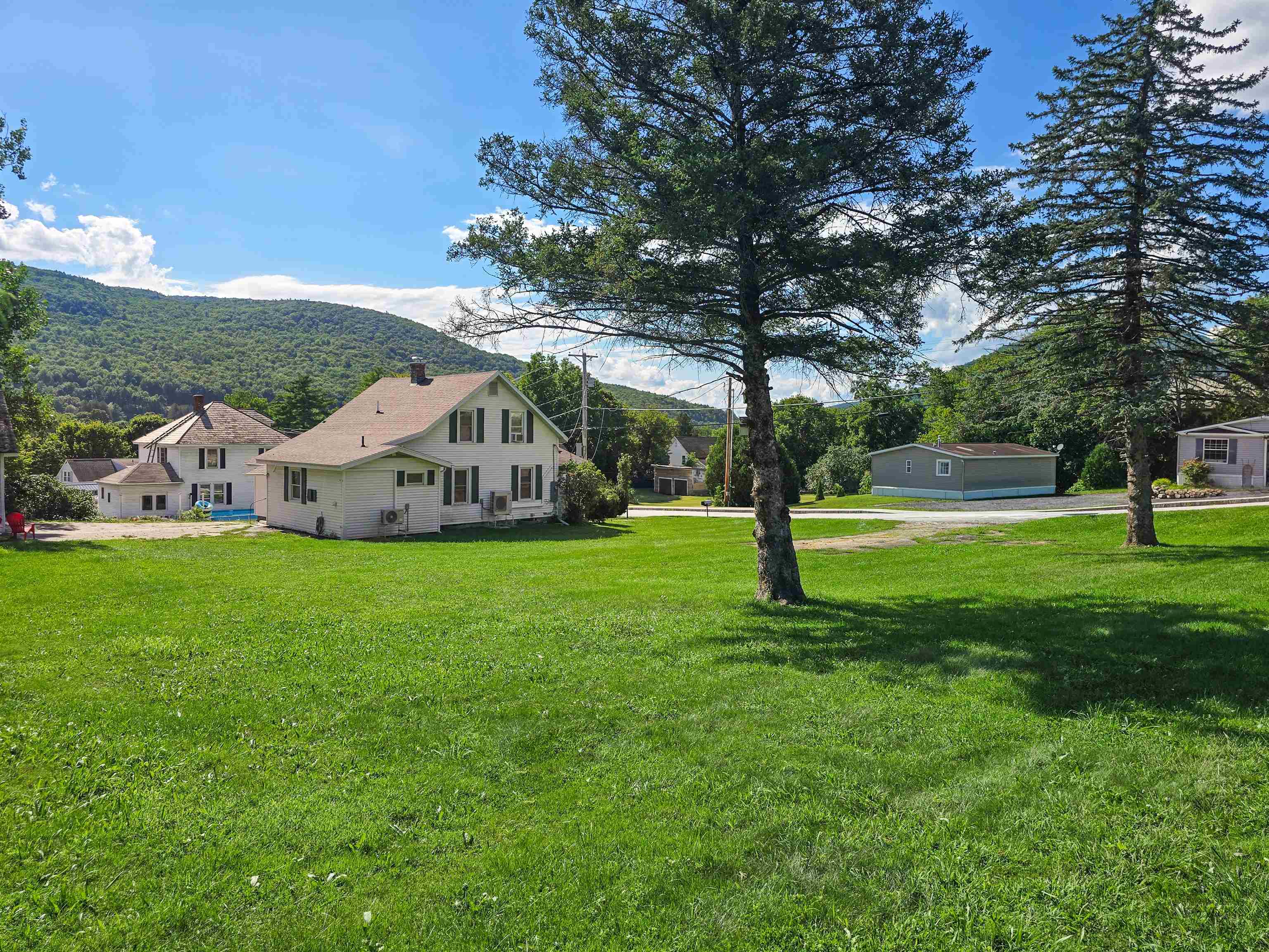 286 Thrall Avenue Property Photo 41
