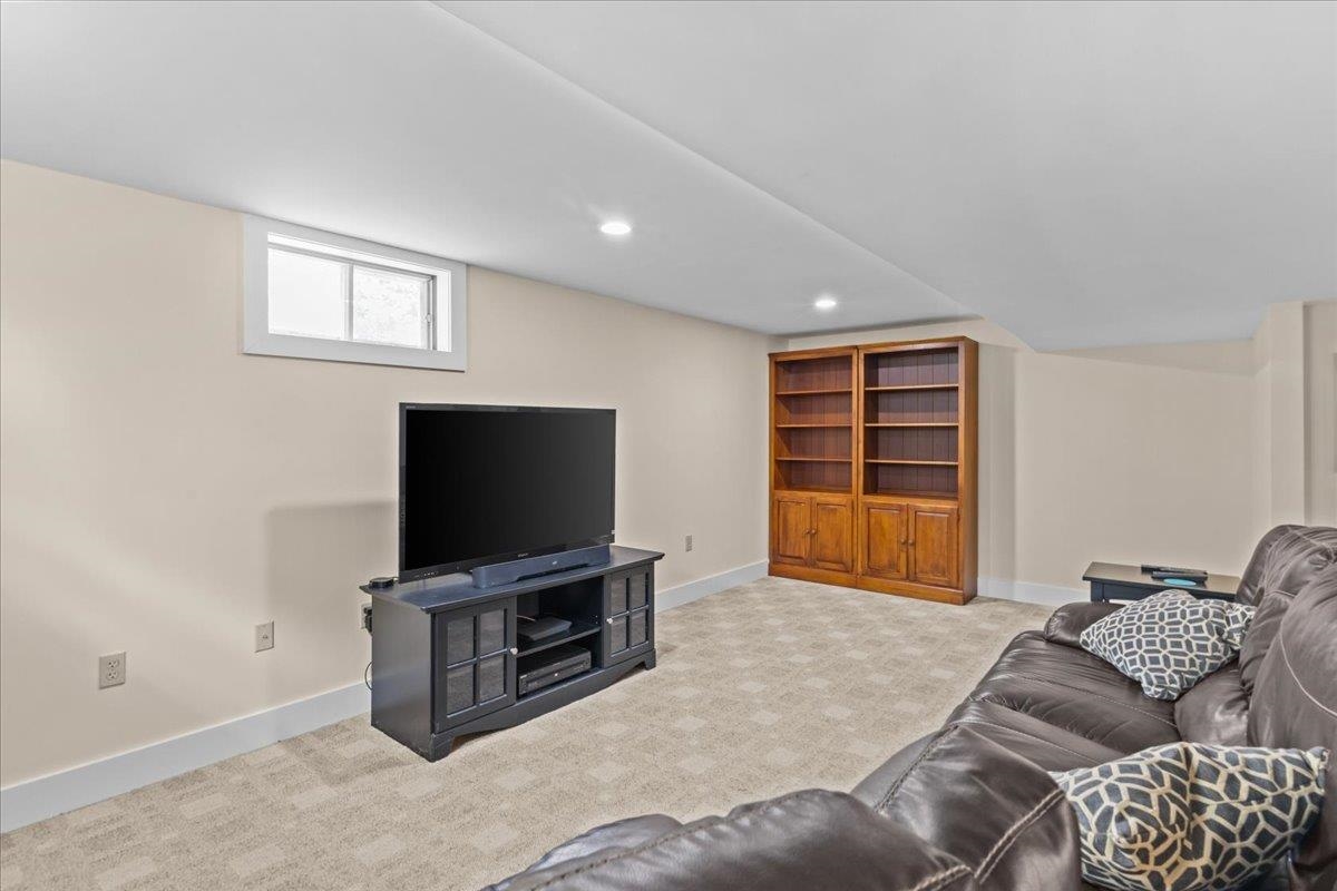 21 Meadow Drive Property Photo 37