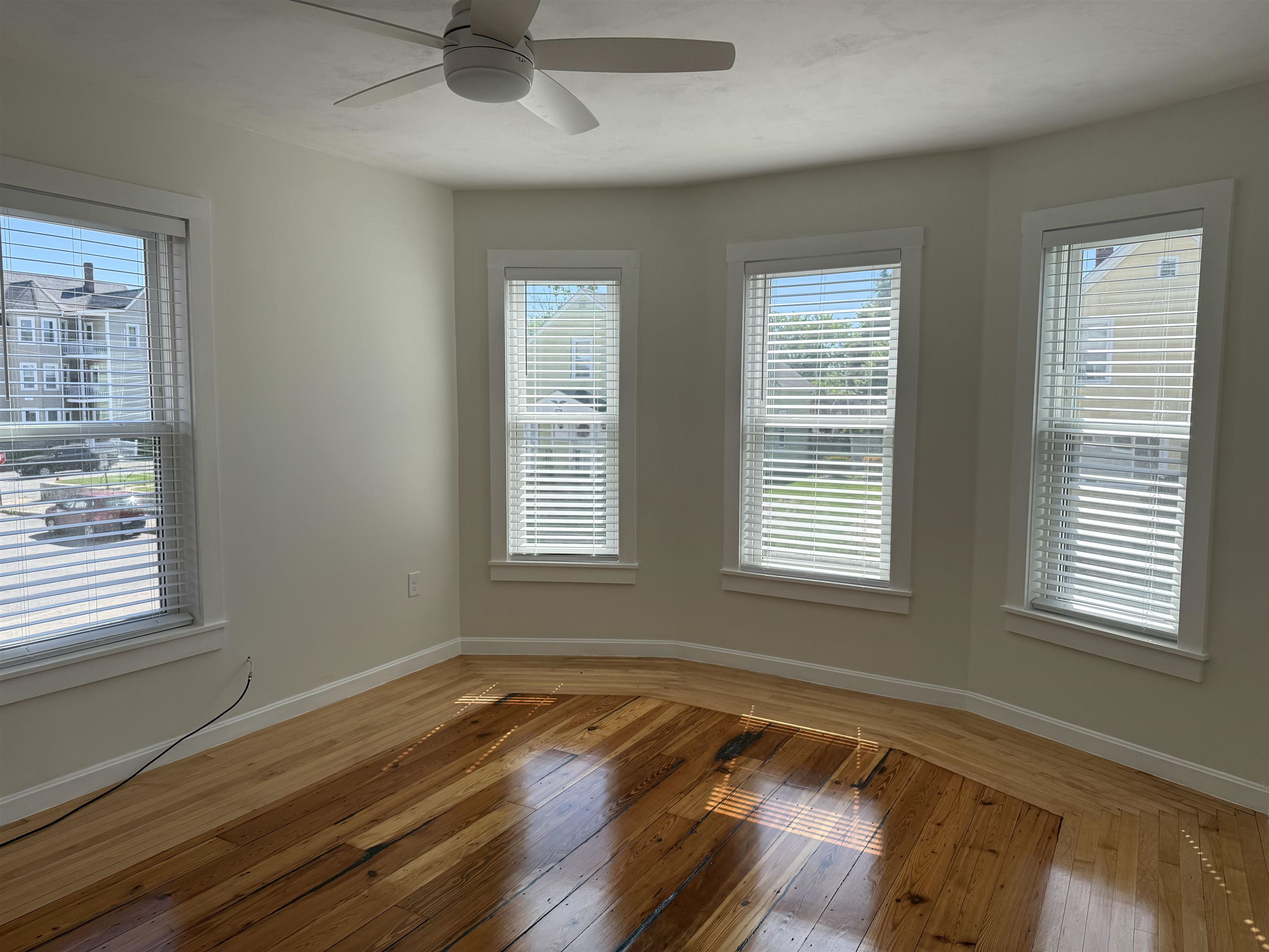 201 Cartier Street Property Photo 1