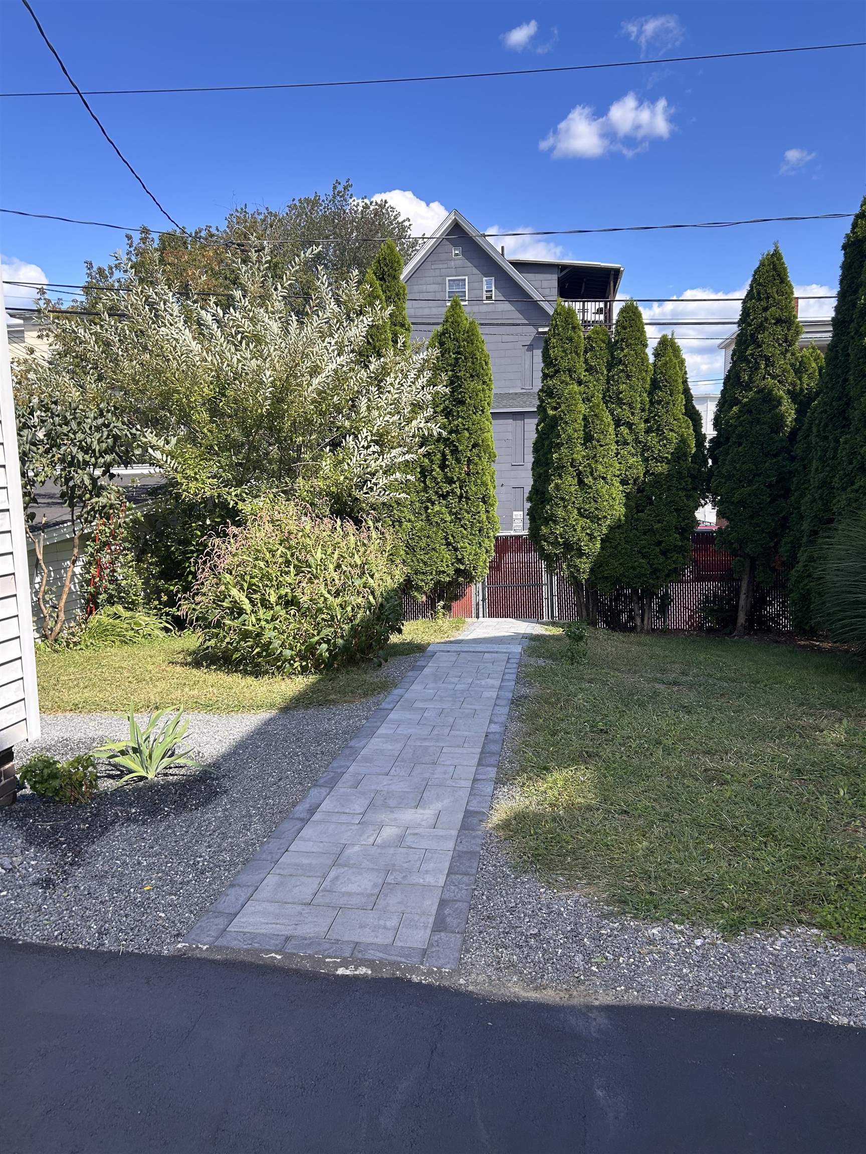 201 Cartier Street Property Photo 21