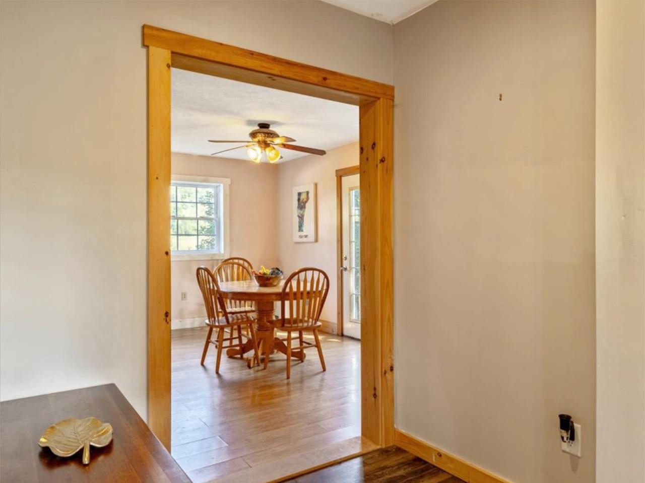 2678 South Road Property Photo 19