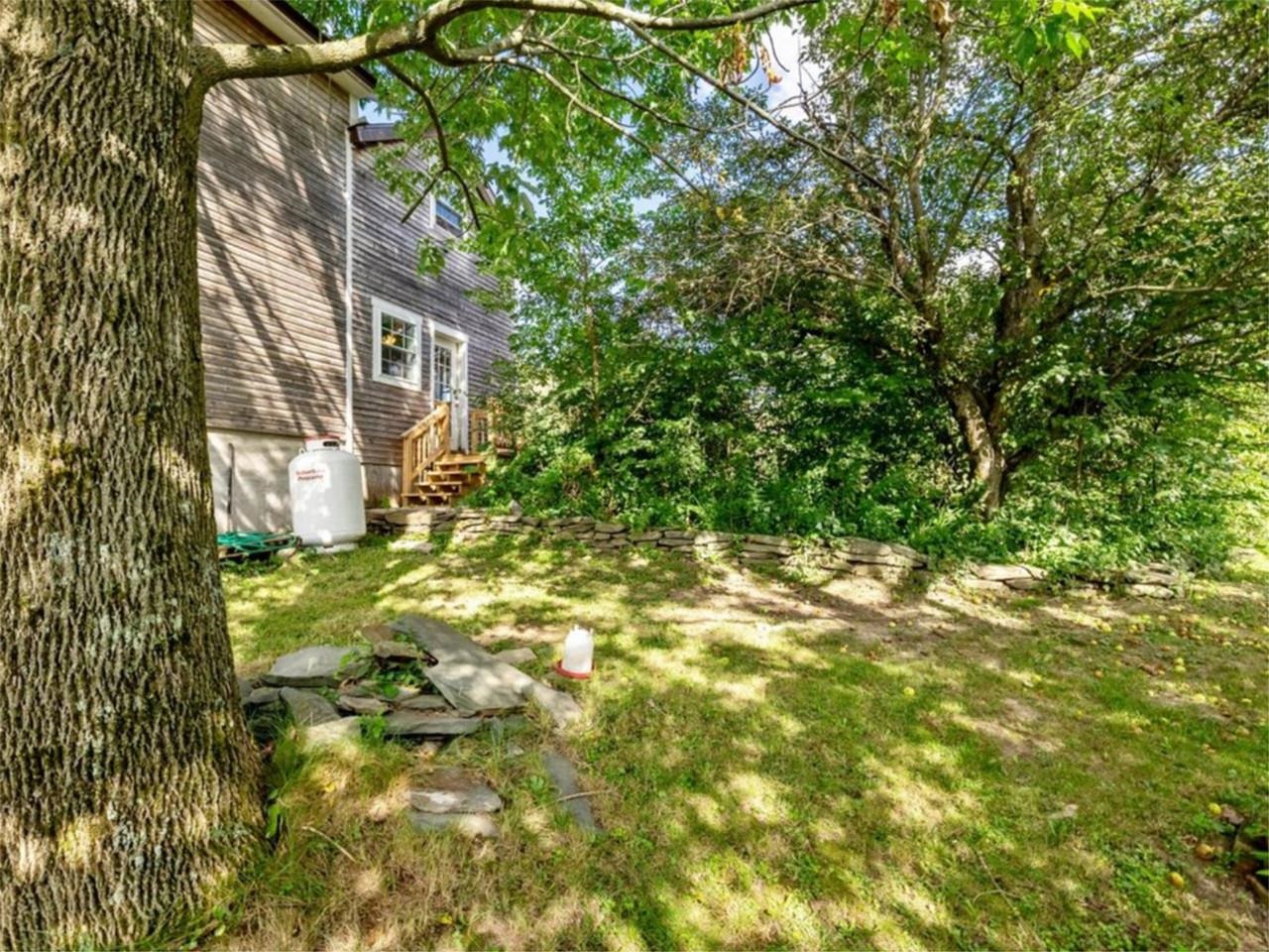 2678 South Road Property Photo 21