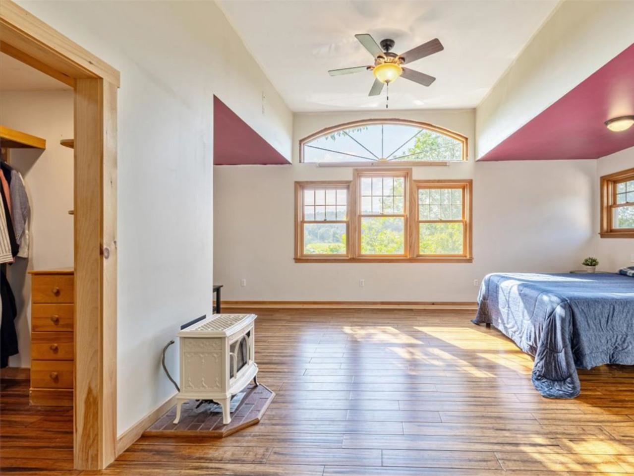 2678 South Road Property Photo 39