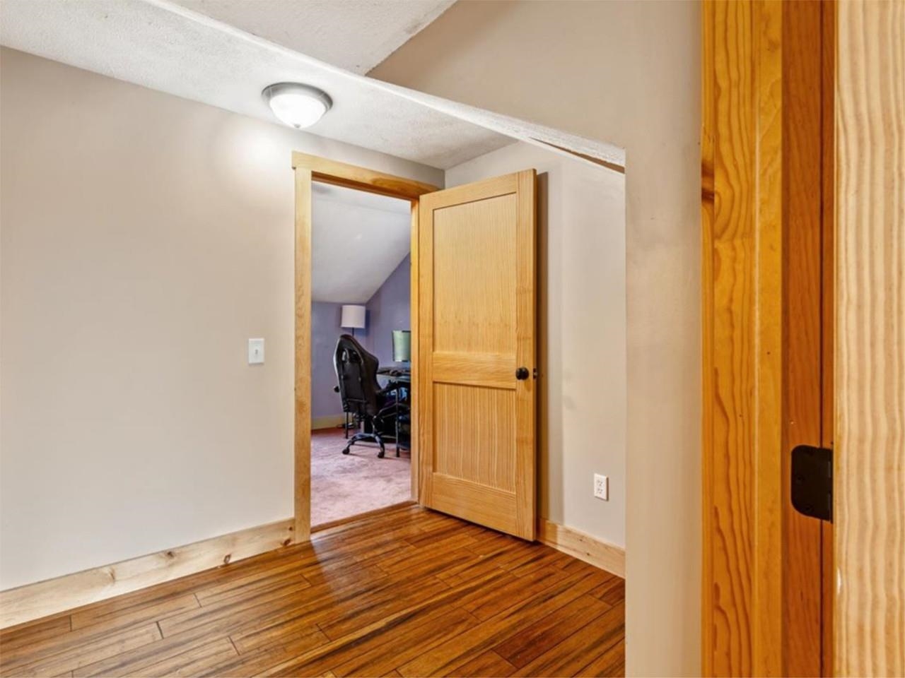 2678 South Road Property Photo 43