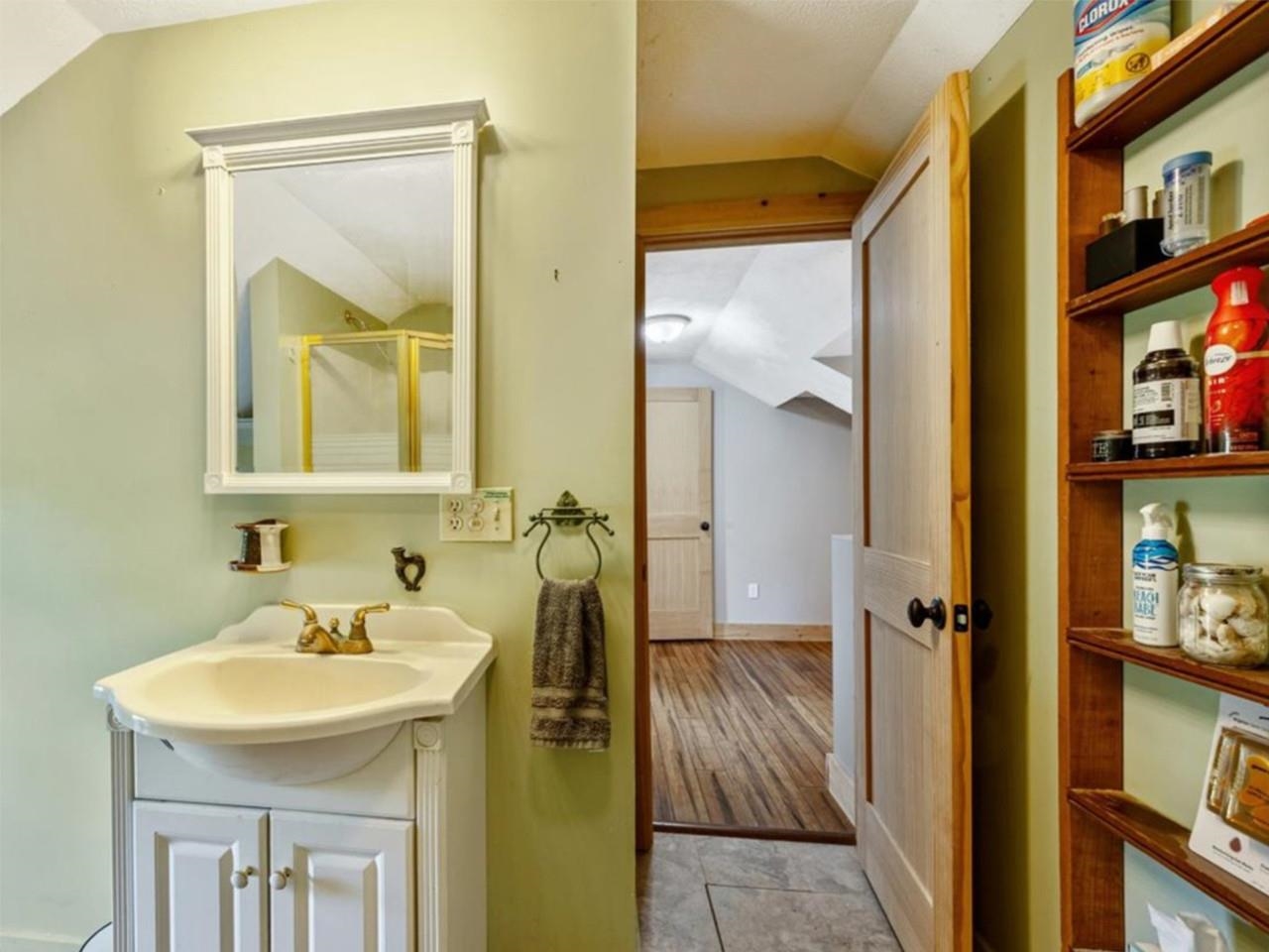 2678 South Road Property Photo 47