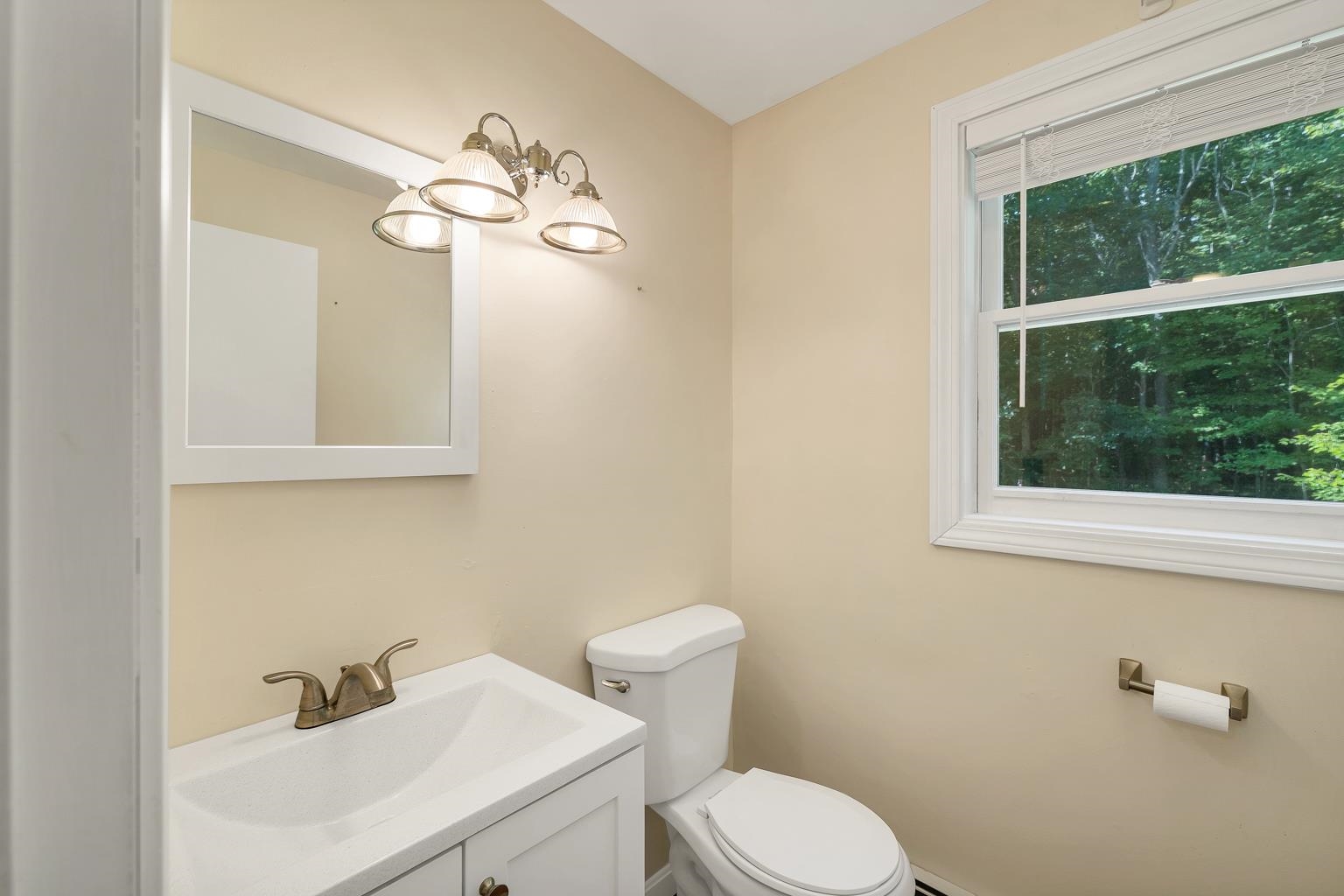 330 Academy Road Property Photo 15