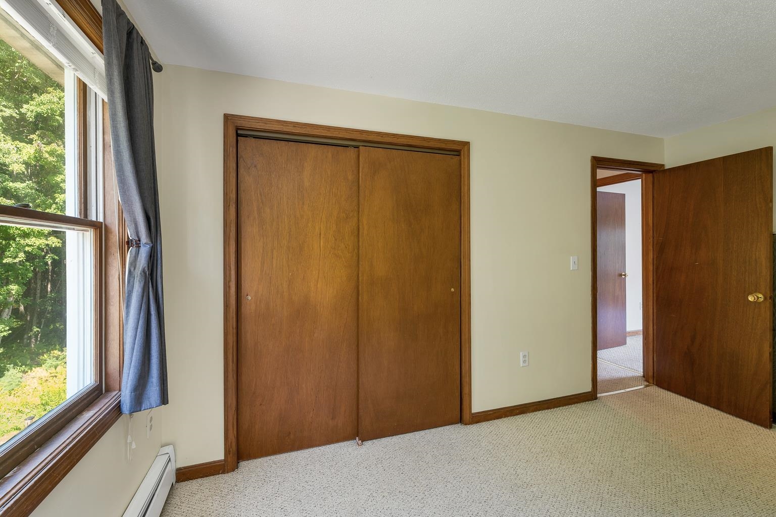 330 Academy Road Property Photo 17
