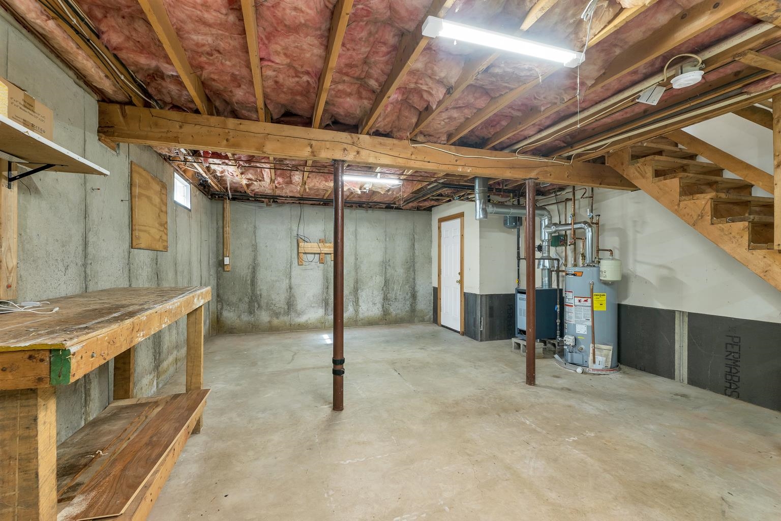 330 Academy Road Property Photo 19