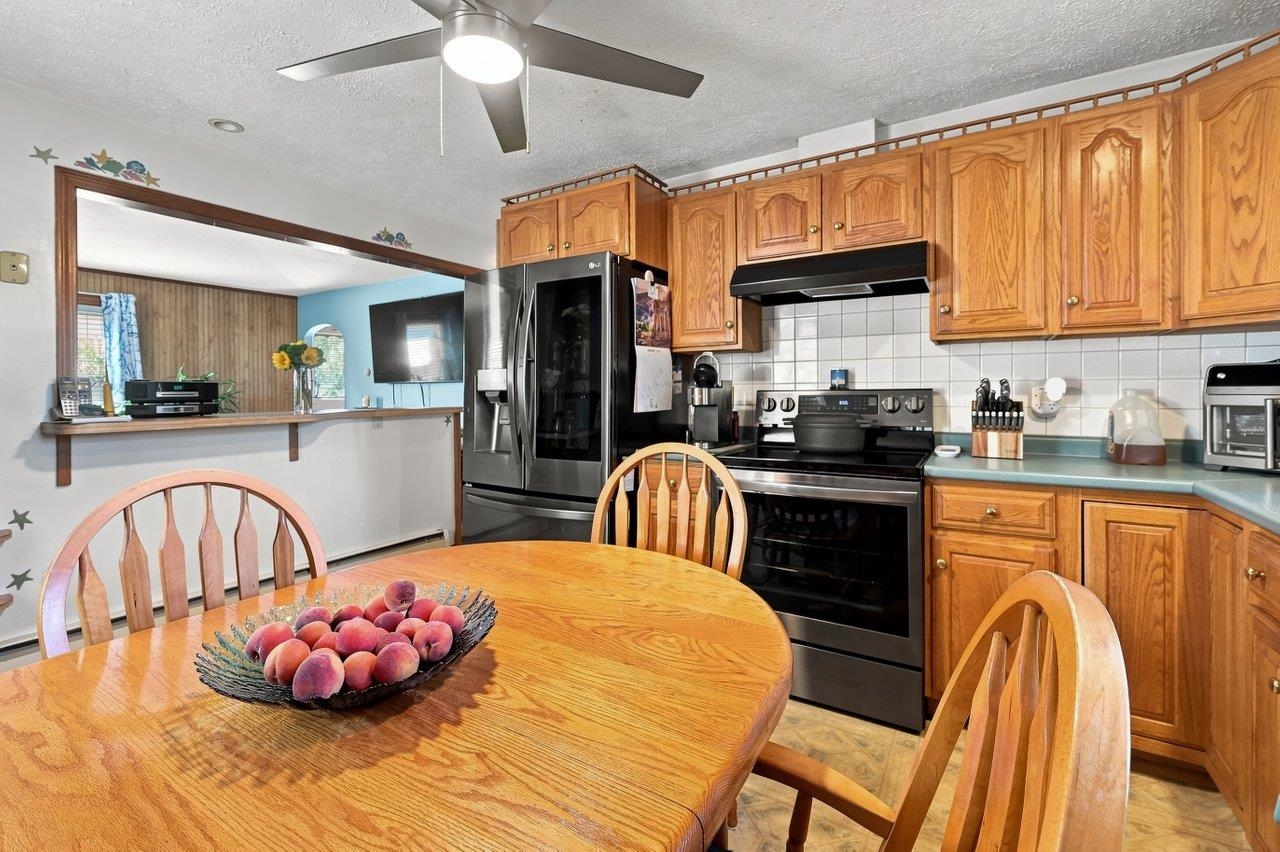 196 Wilmot Street Property Photo 4