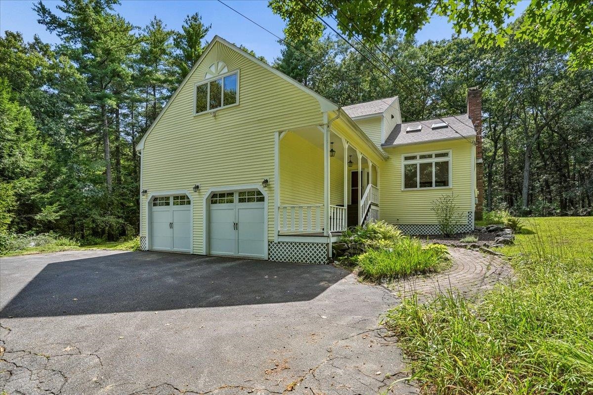10 Standish Way Property Photo 1