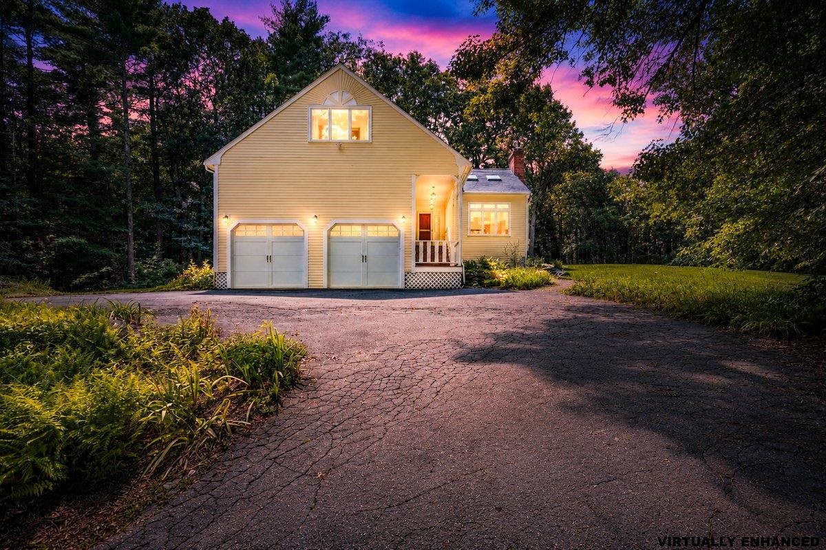 10 Standish Way Property Photo 1