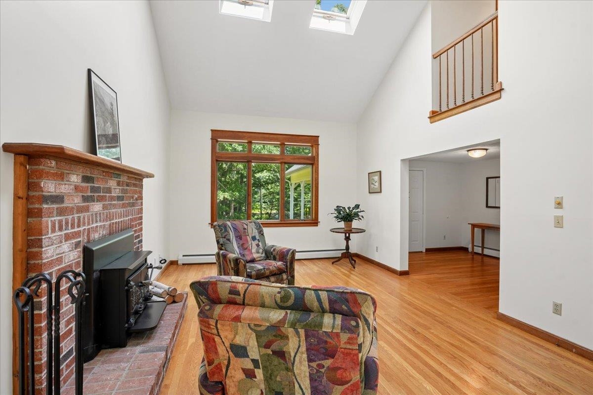 10 Standish Way Property Photo 11