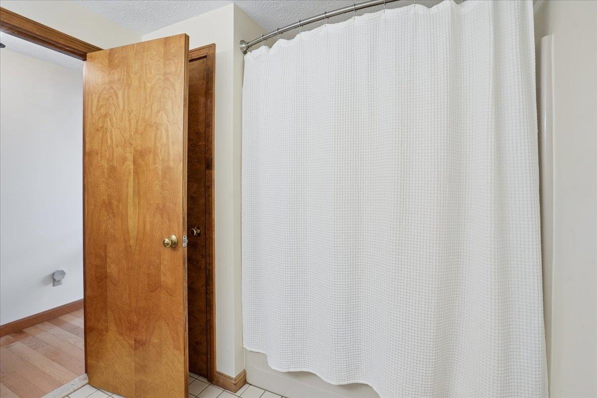 10 Standish Way Property Photo 37