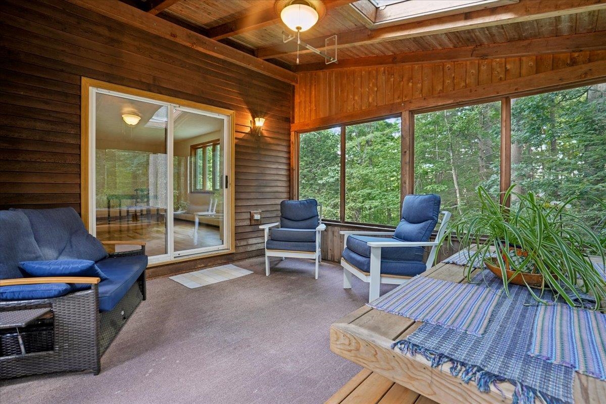 10 Standish Way Property Photo 42