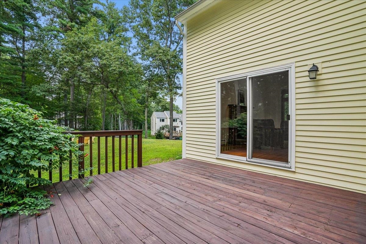 10 Standish Way Property Photo 46