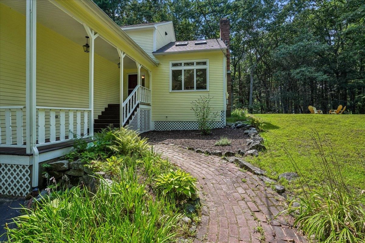 10 Standish Way Property Photo 51