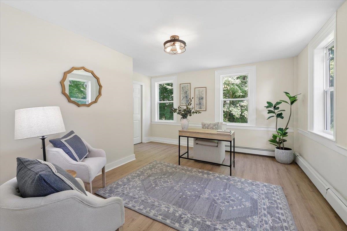 9 High Street Property Photo 17