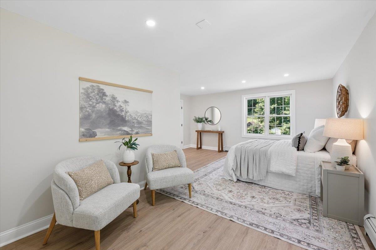 9 High Street Property Photo 23