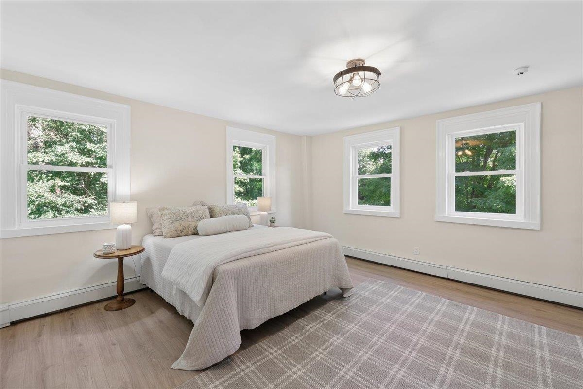 9 High Street Property Photo 29