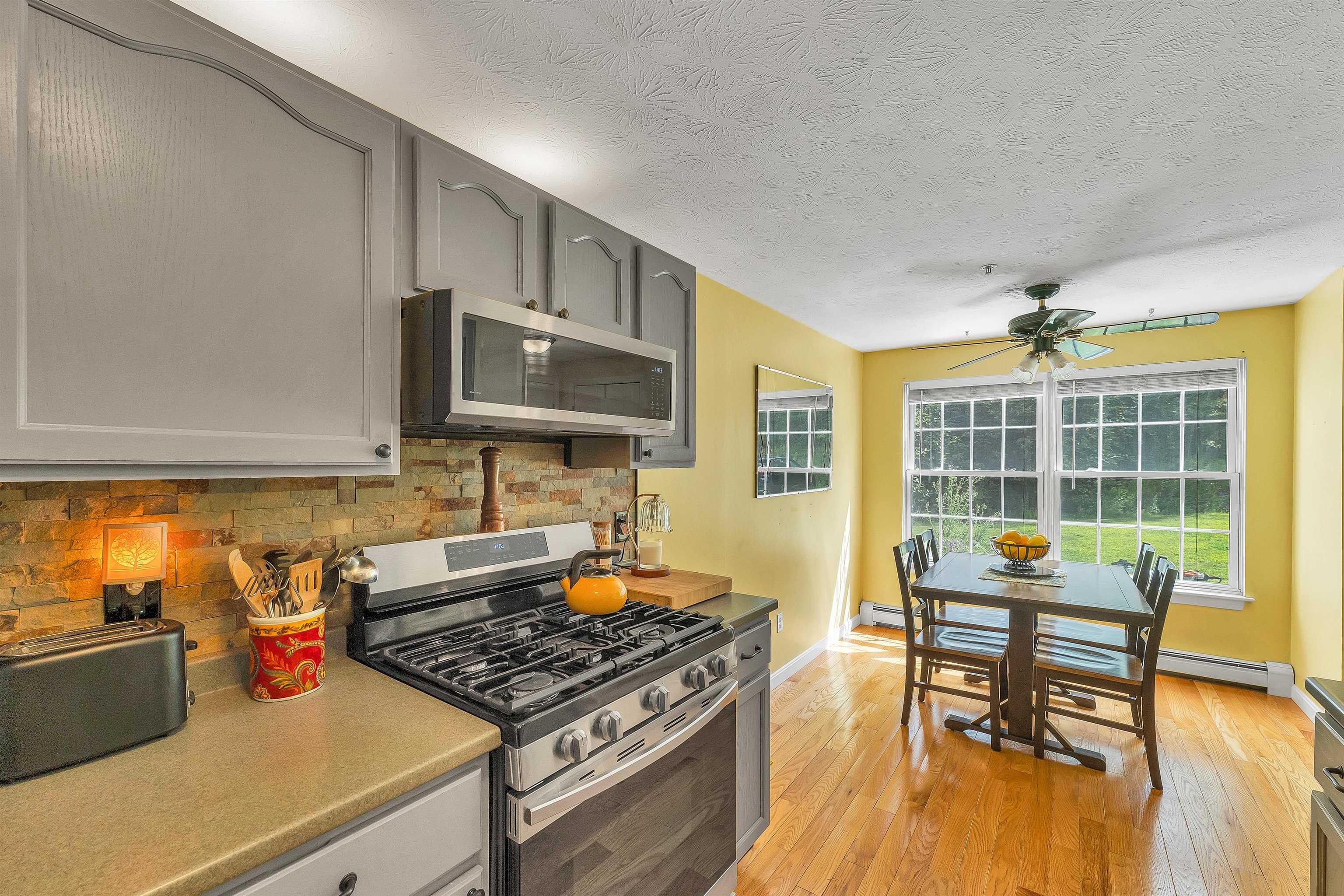 6 Pleasant Street Property Photo 11
