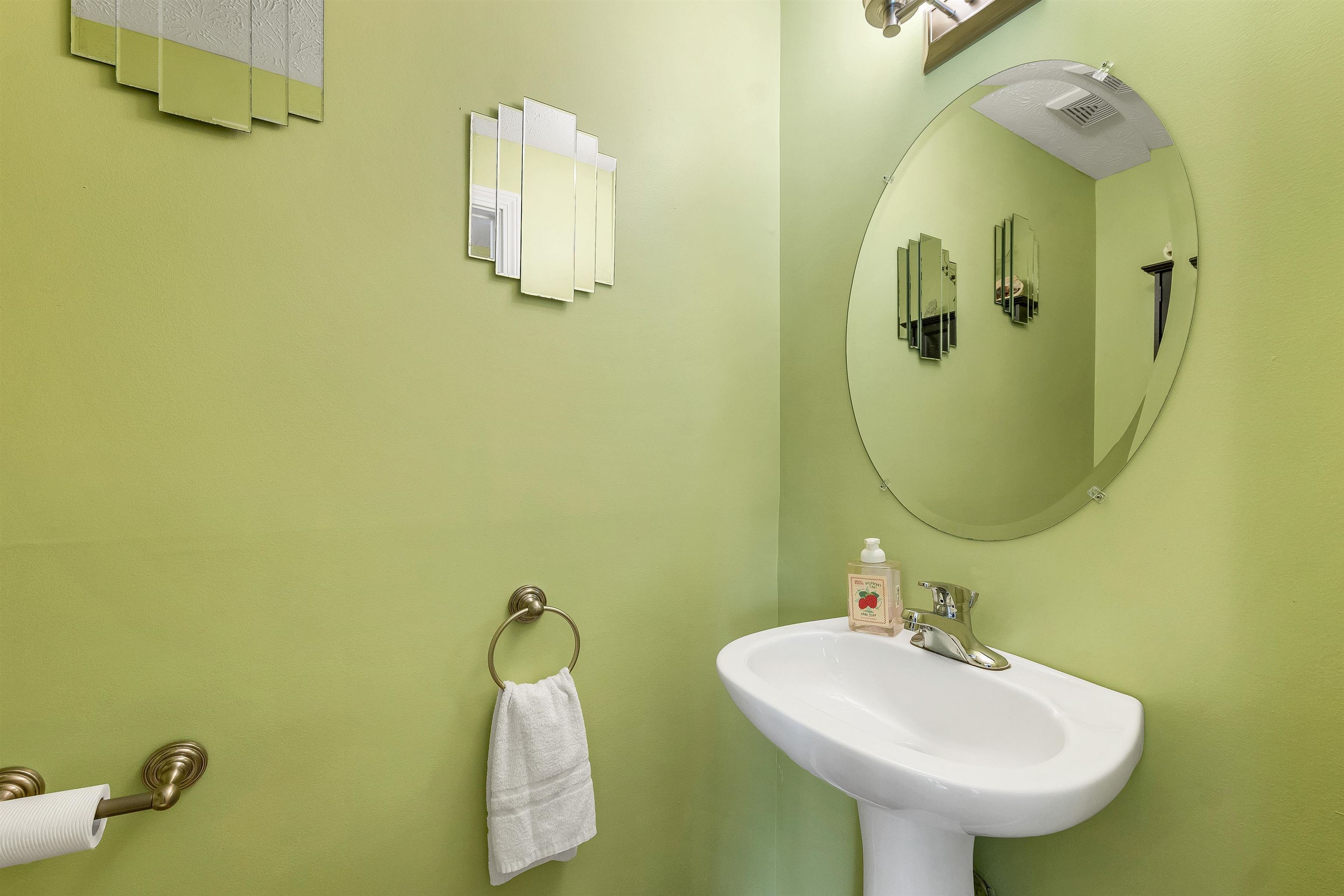 6 Pleasant Street Property Photo 16