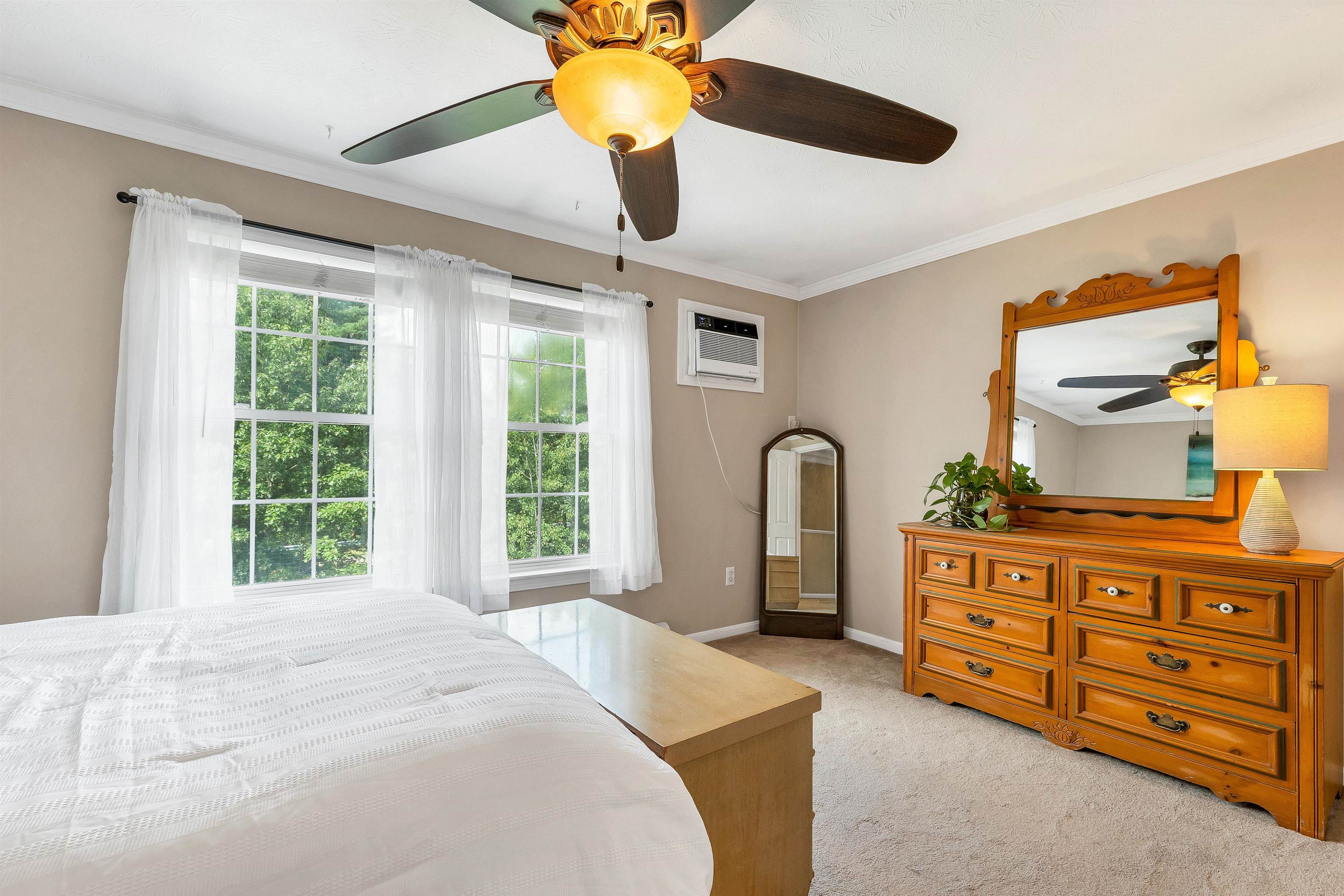 6 Pleasant Street Property Photo 22